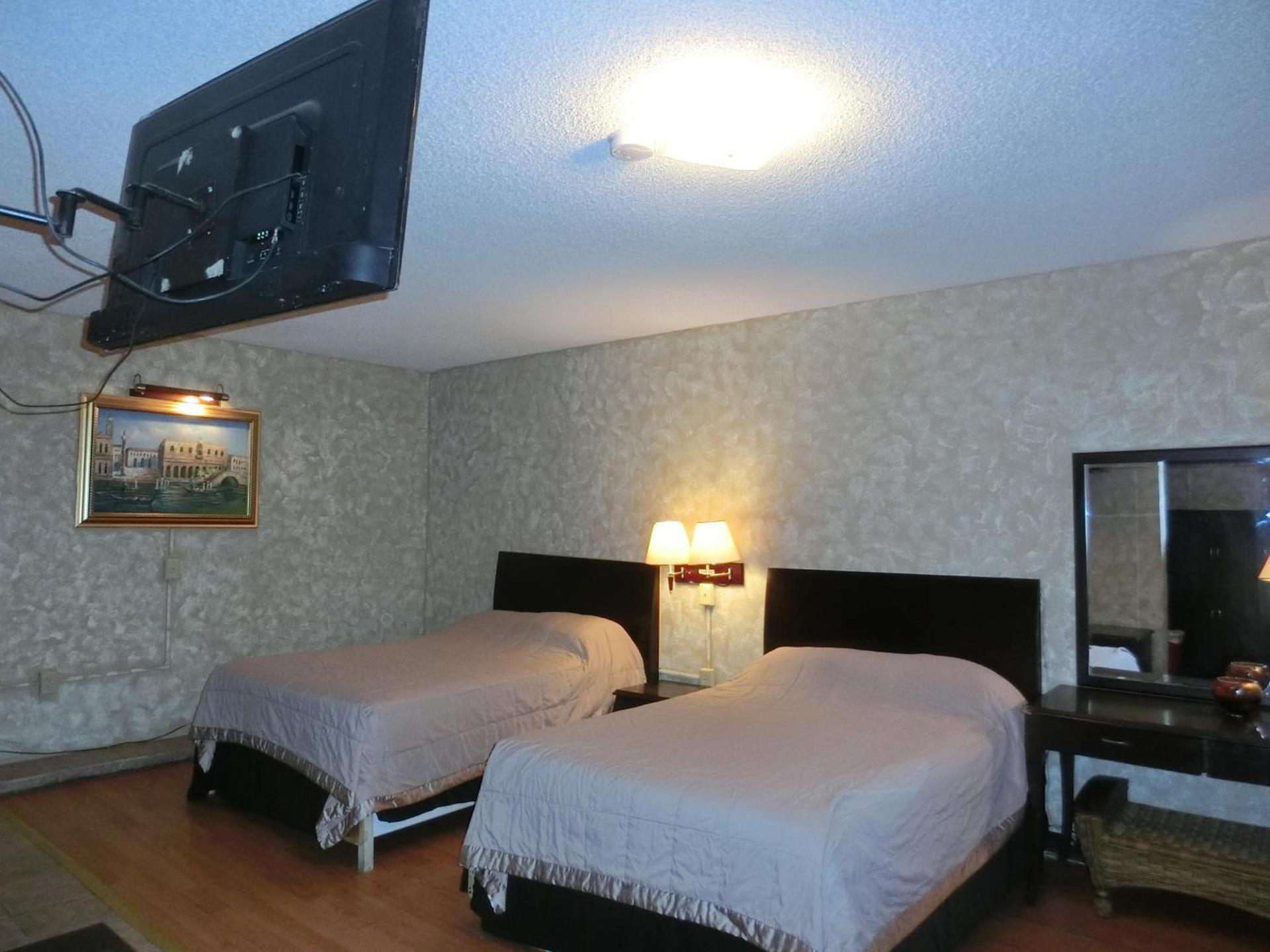 The Garden Villas Hotel photo 2