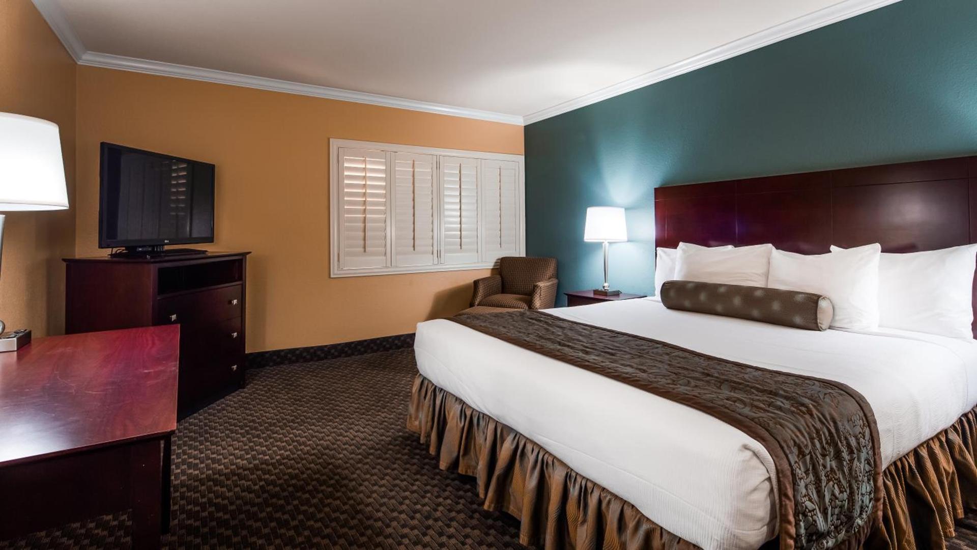 Best Western Plus Casino Royale - Center Strip photo 10
