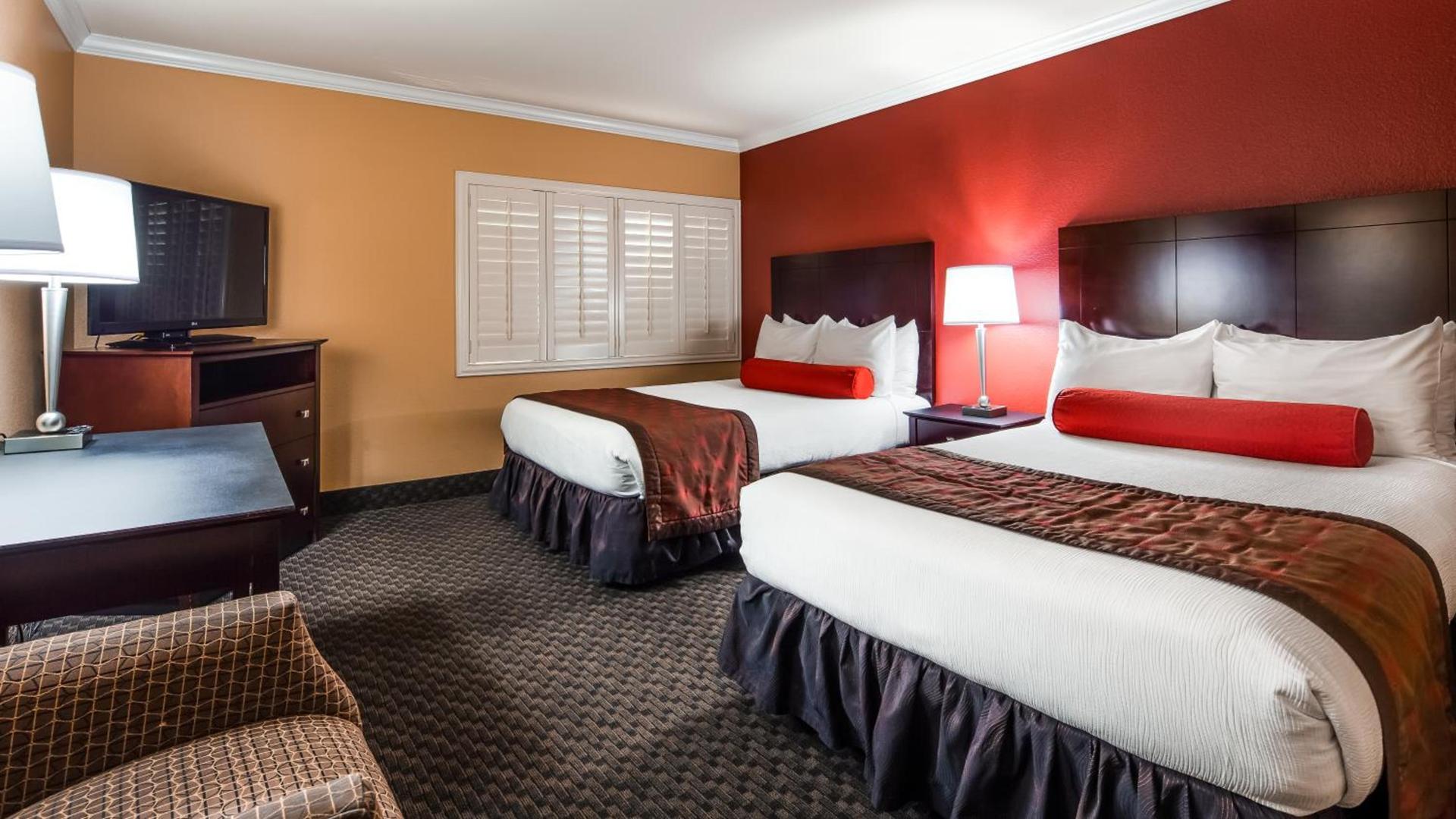 Best Western Plus Casino Royale - Center Strip photo 7
