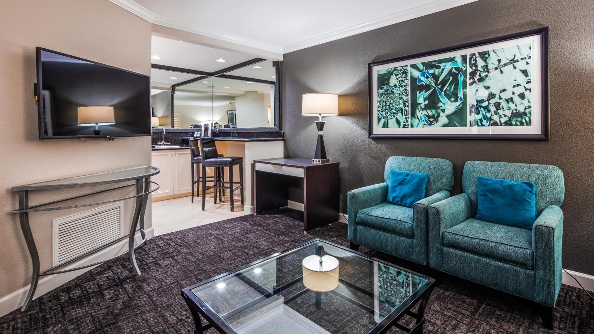 Best Western Plus Casino Royale - Center Strip photo 18