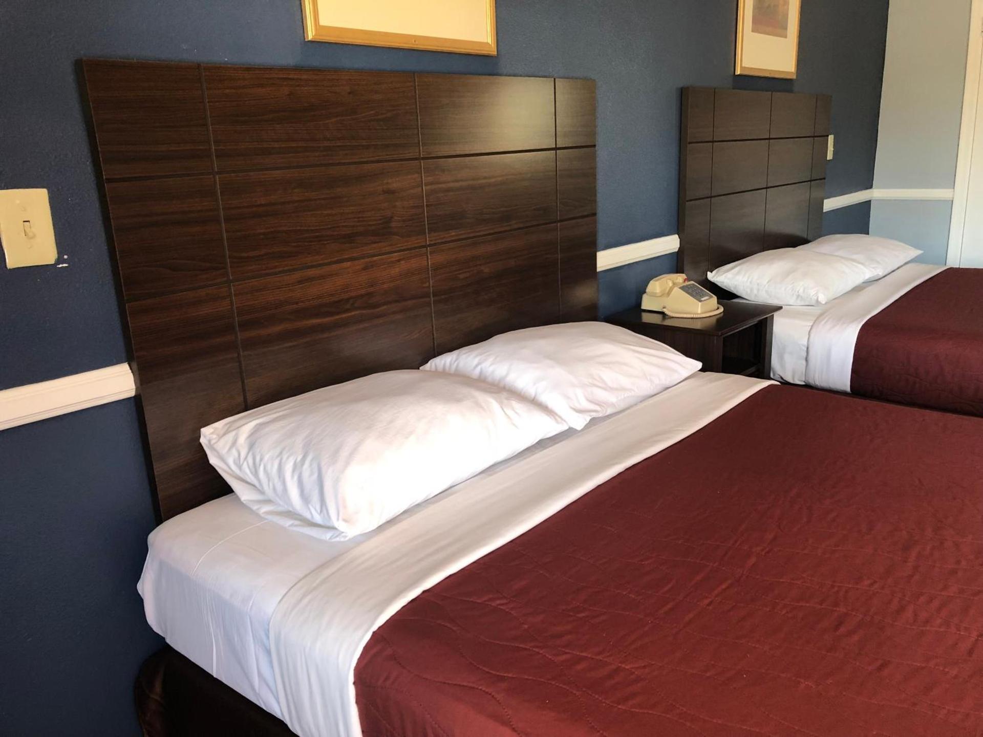 Whittier Travel Inn photo 32