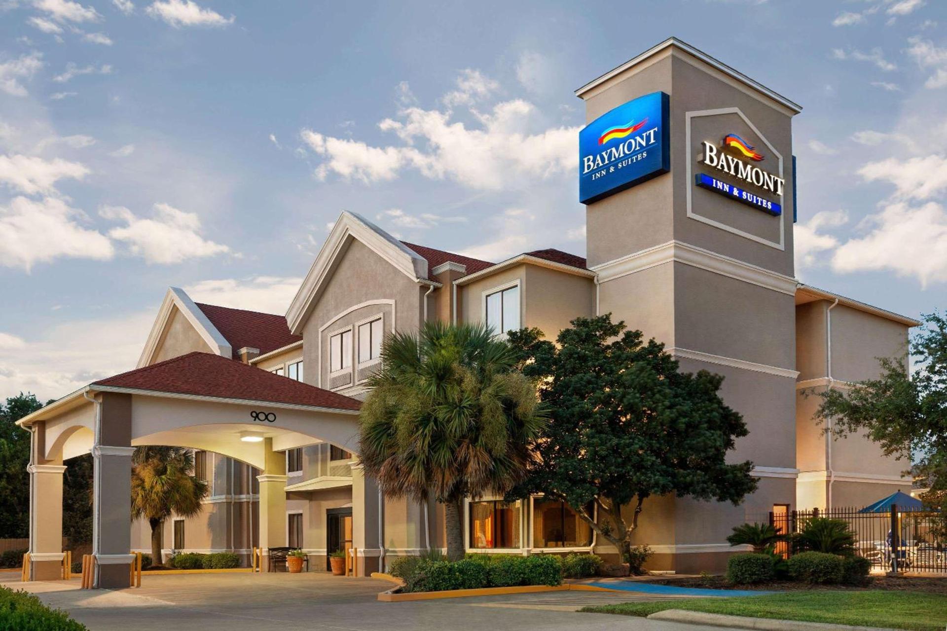 Baymont by Wyndham Clute Lake Jackson — hotel in Clute