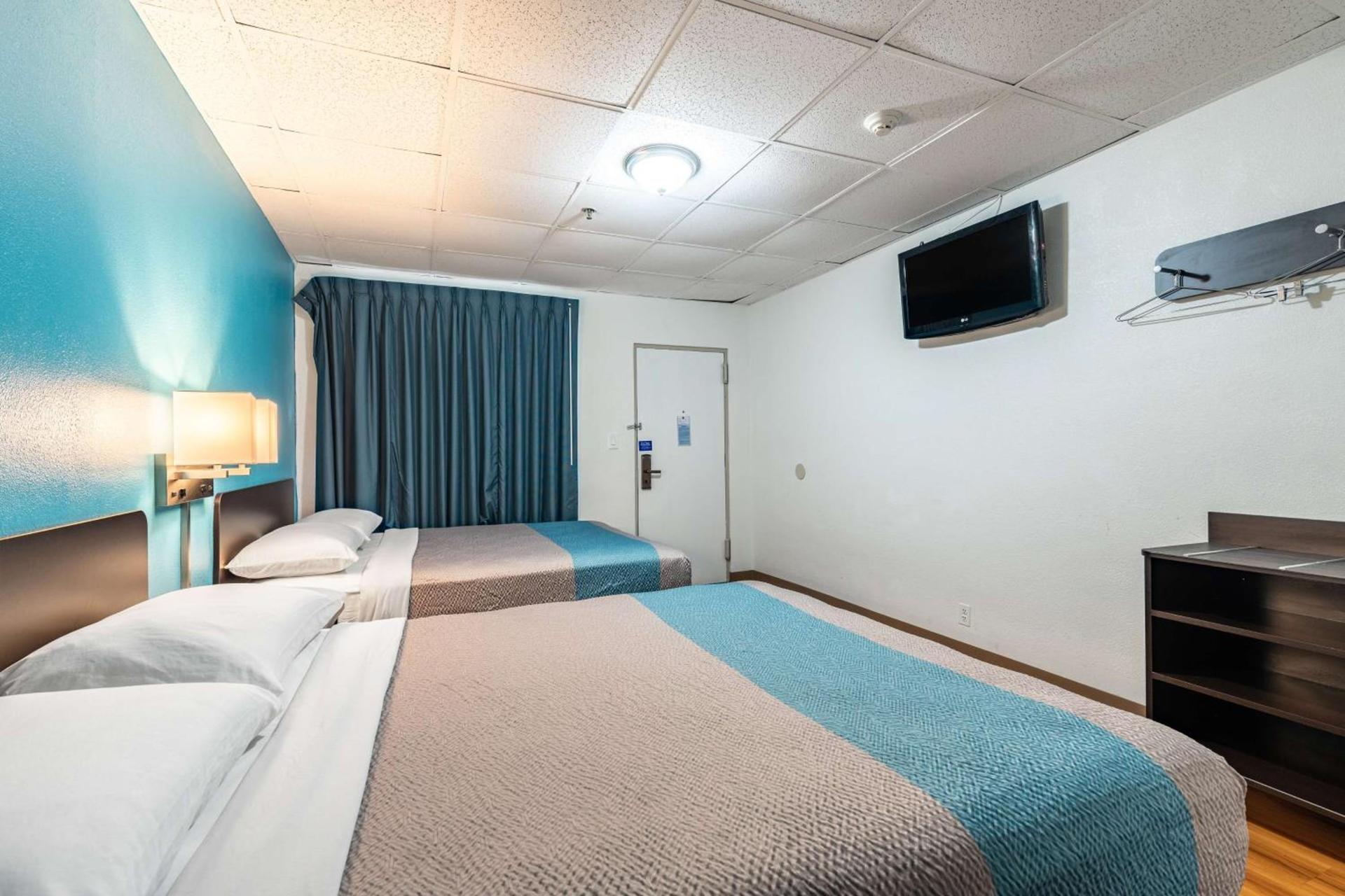 Motel 6-Elmsford, NY - White Plains photo 13
