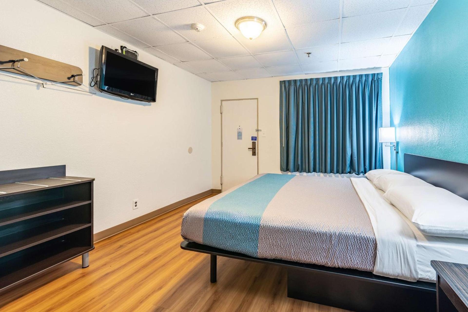 Motel 6-Elmsford, NY - White Plains photo 17