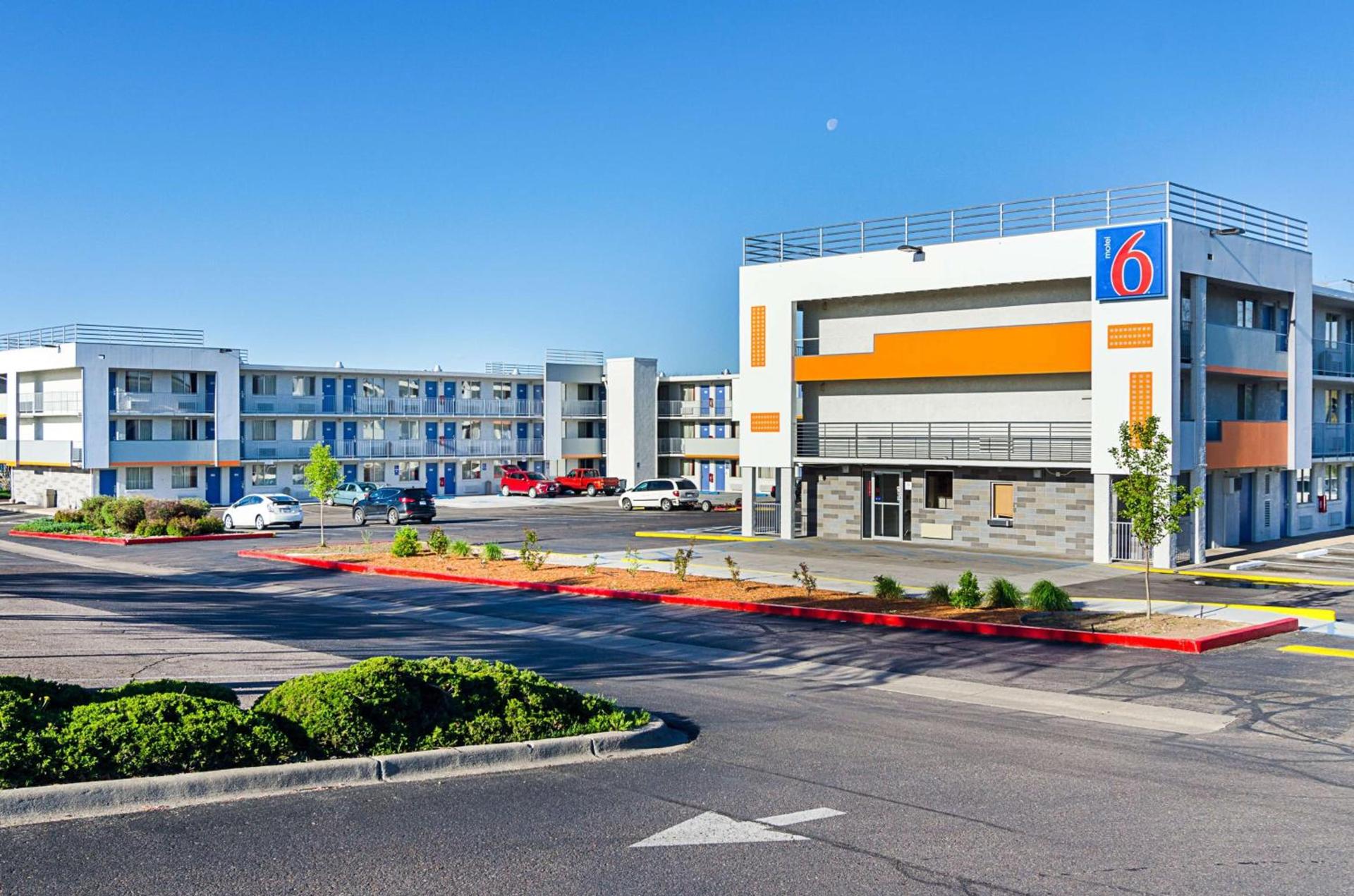 Motel 6- Denver, CO Downtown photo 60
