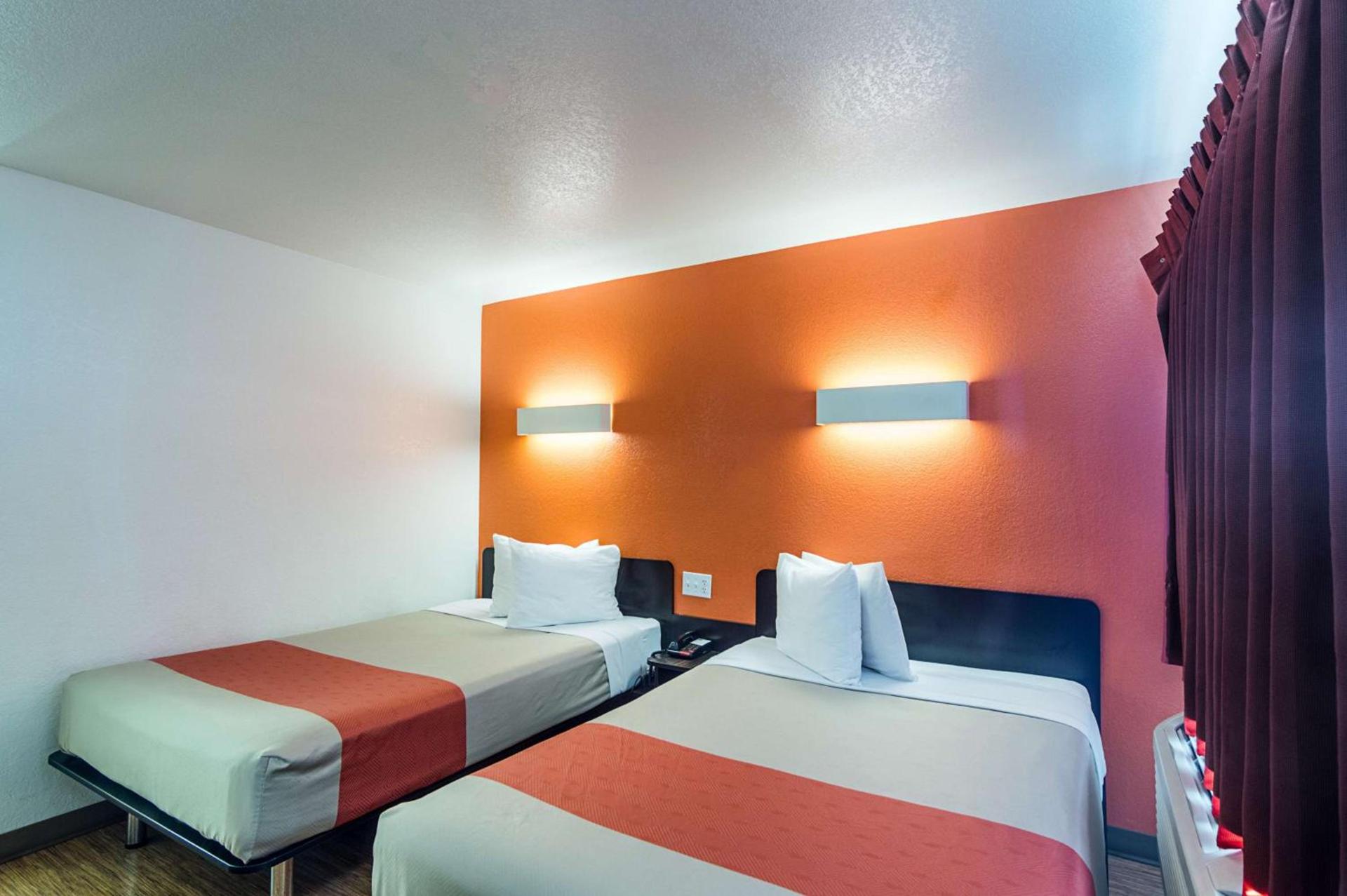 Motel 6-Ardmore, OK photo 14