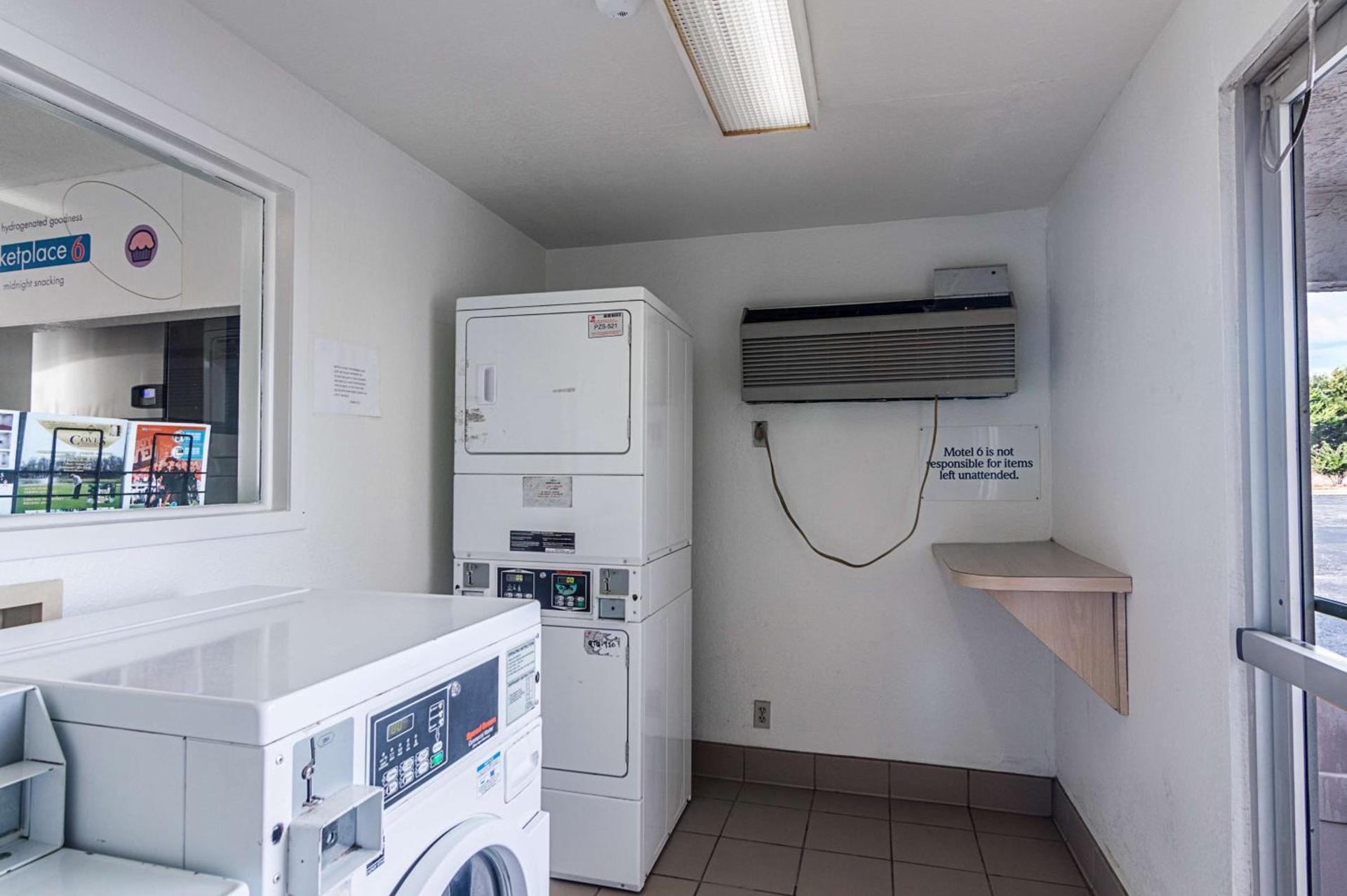 Motel 6-Ardmore, OK photo 29