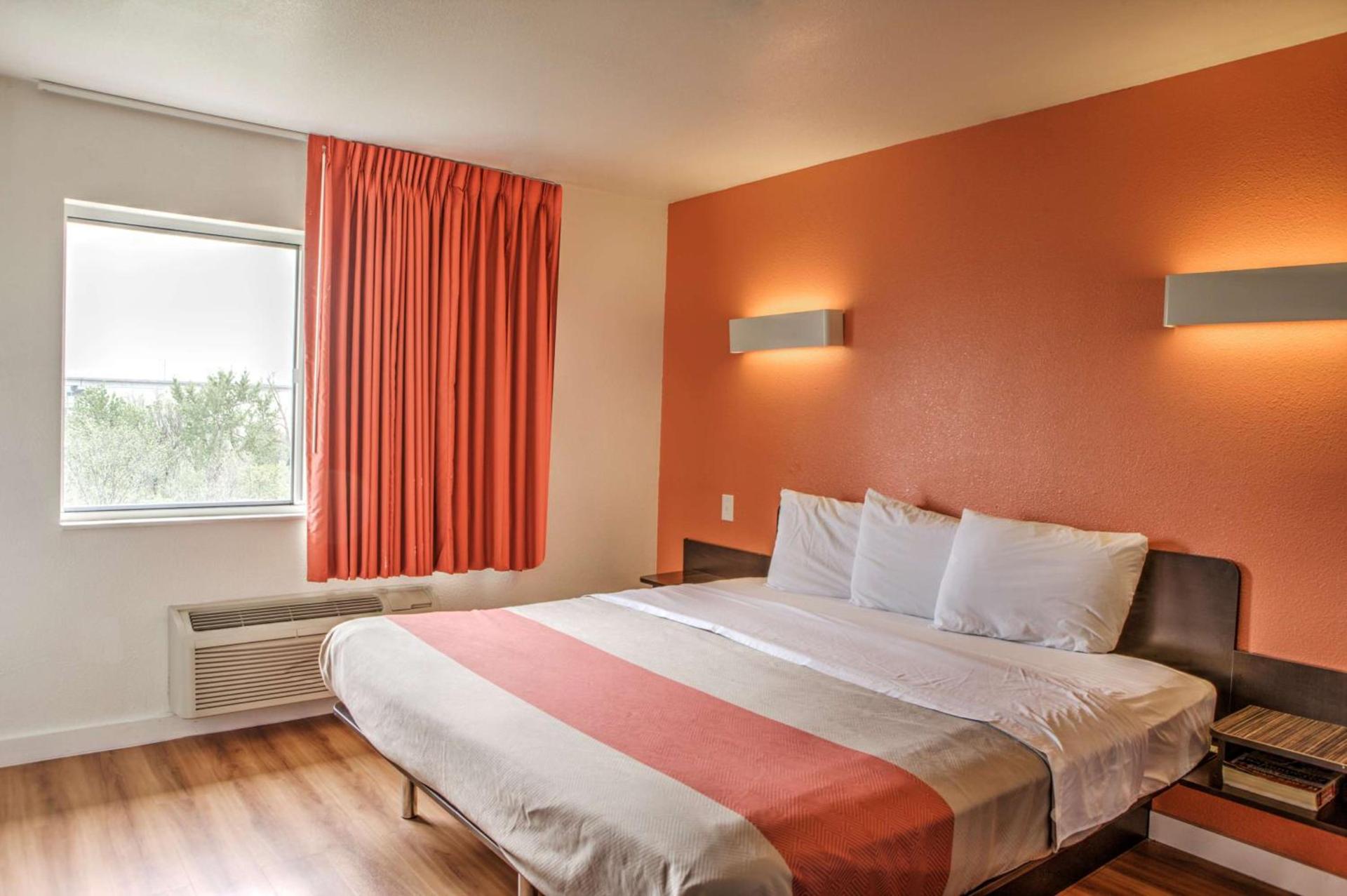 Motel 6-Dallas, TX - Northwest photo 14