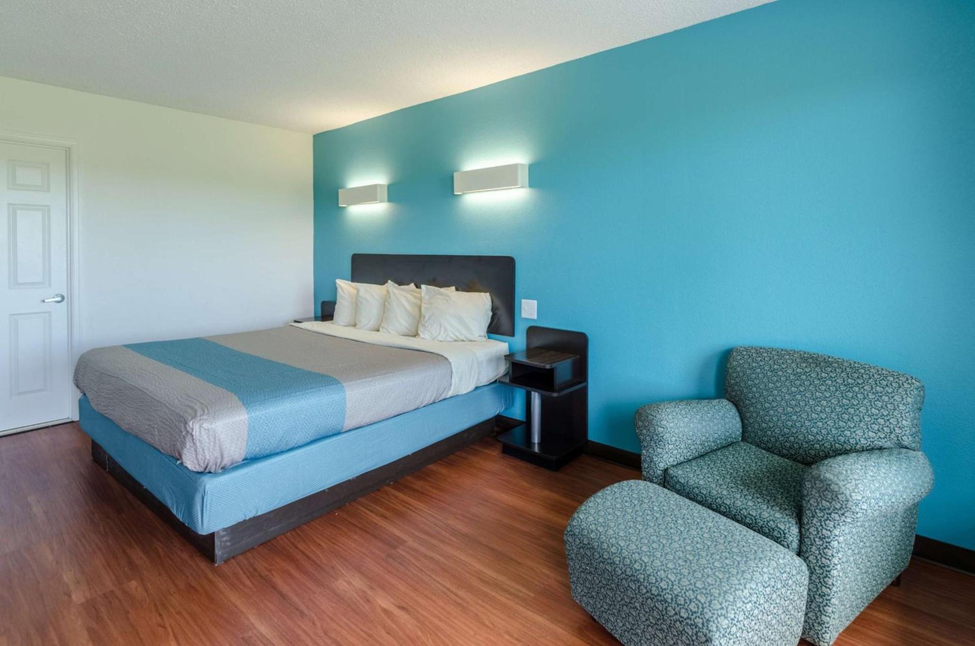 Motel 6-Lexington, VA photo 13