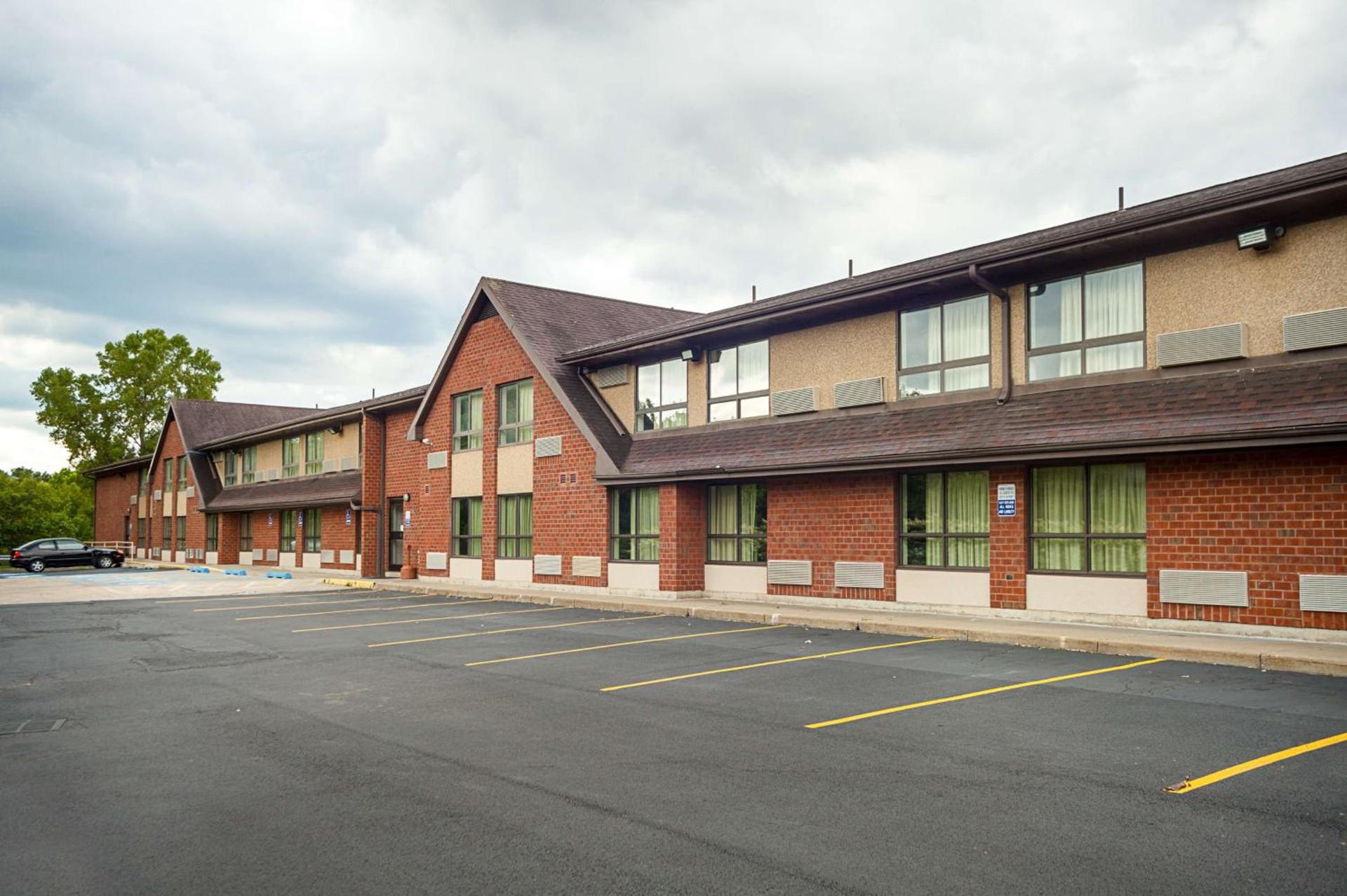 Motel 6-Binghamton, NY photo 36