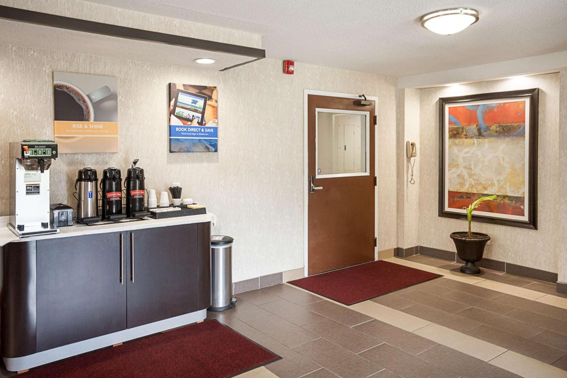 Motel 6-Binghamton, NY photo 46