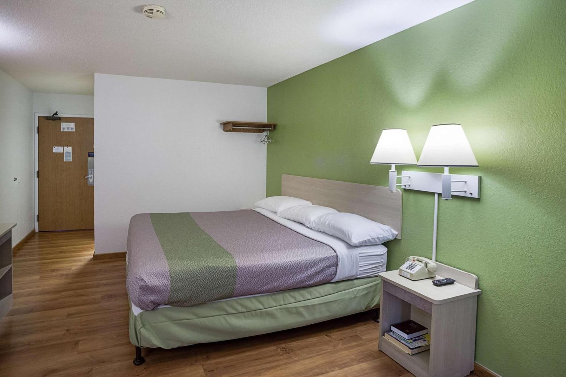 Motel 6-Binghamton, NY photo 62