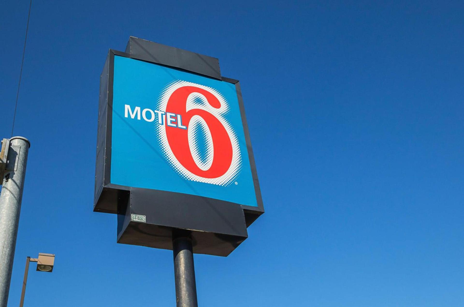 Motel 6-Marshalltown, IA photo 2