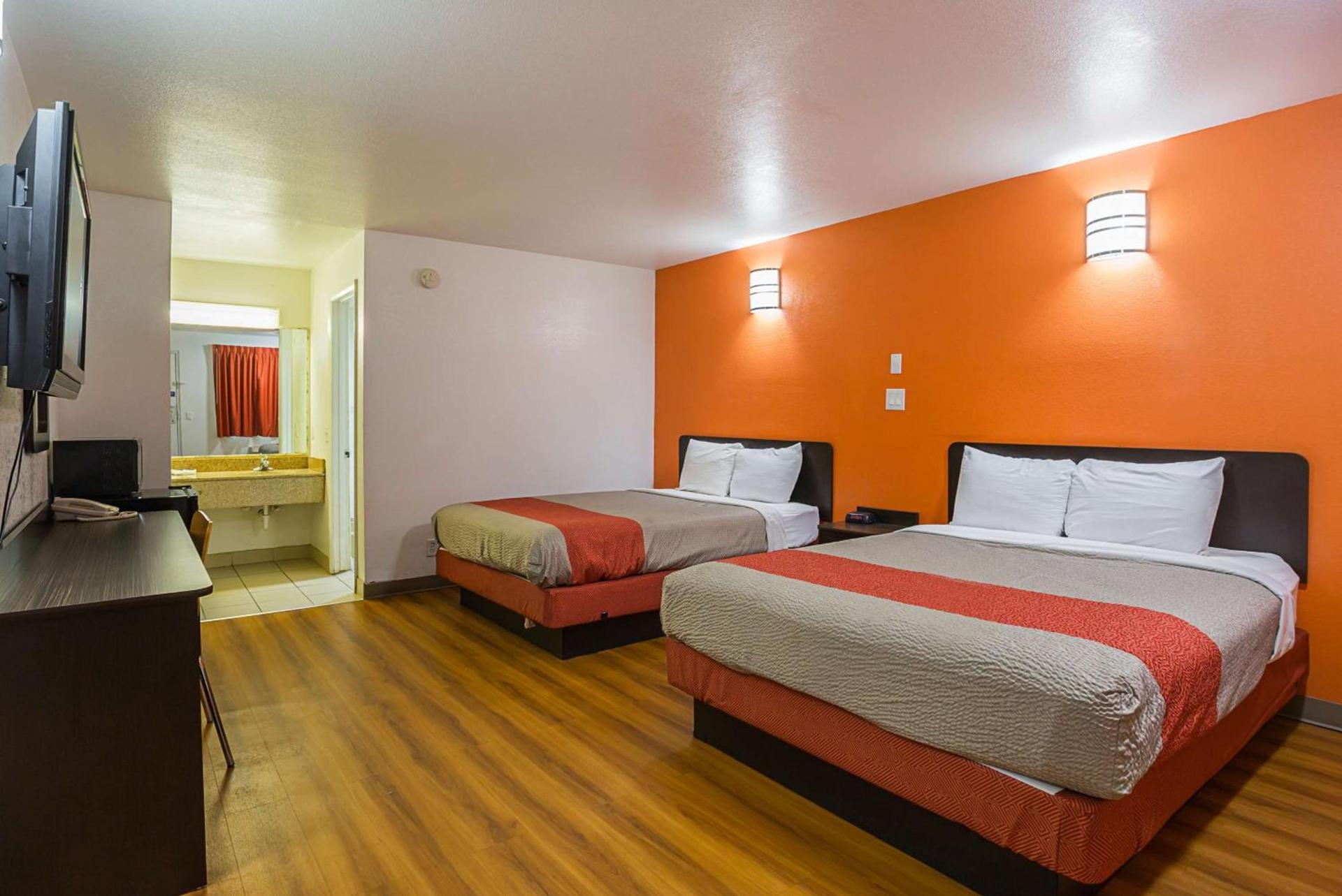 Motel 6-Brinkley, AR photo 39