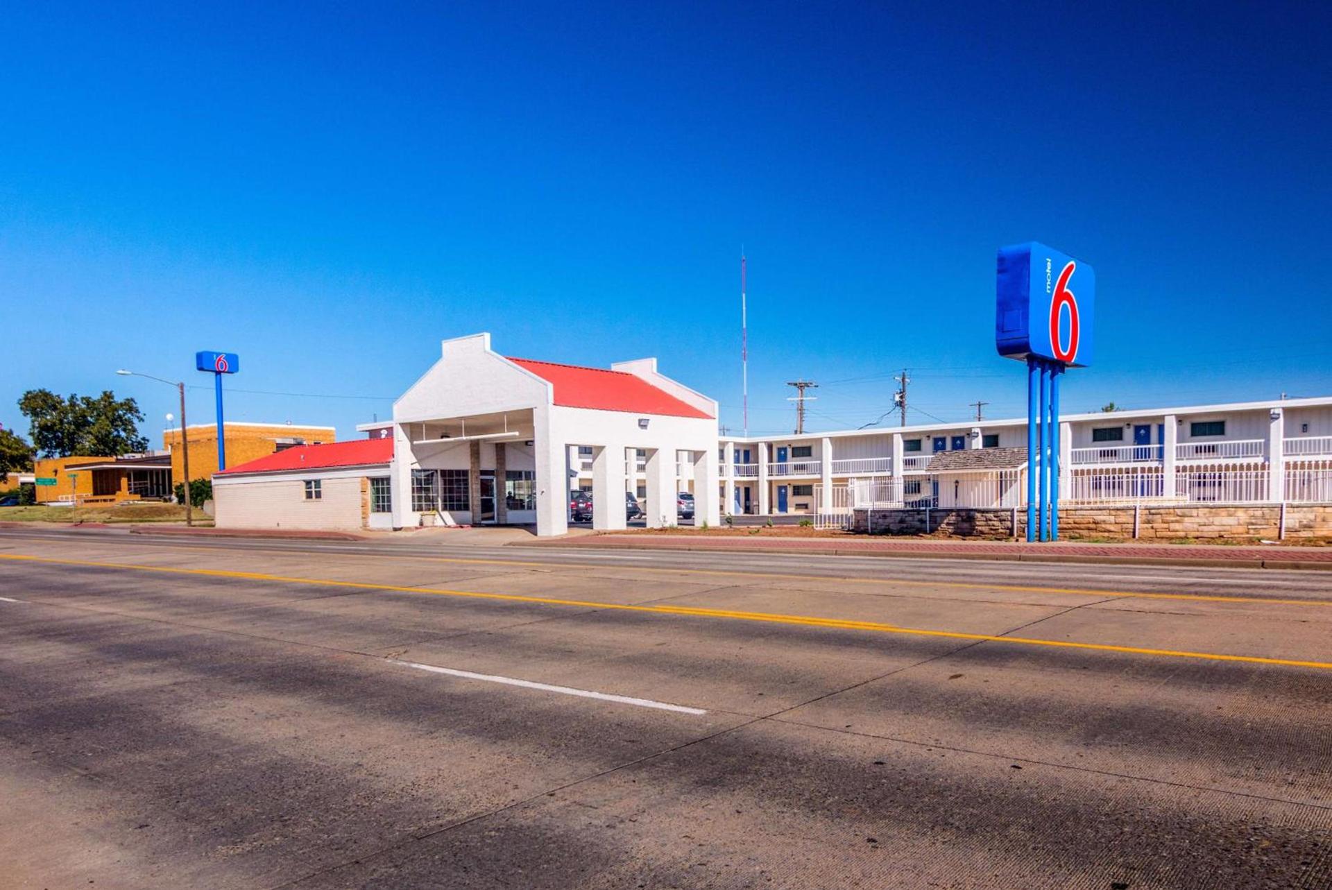 Motel 6-Childress, TX photo 3