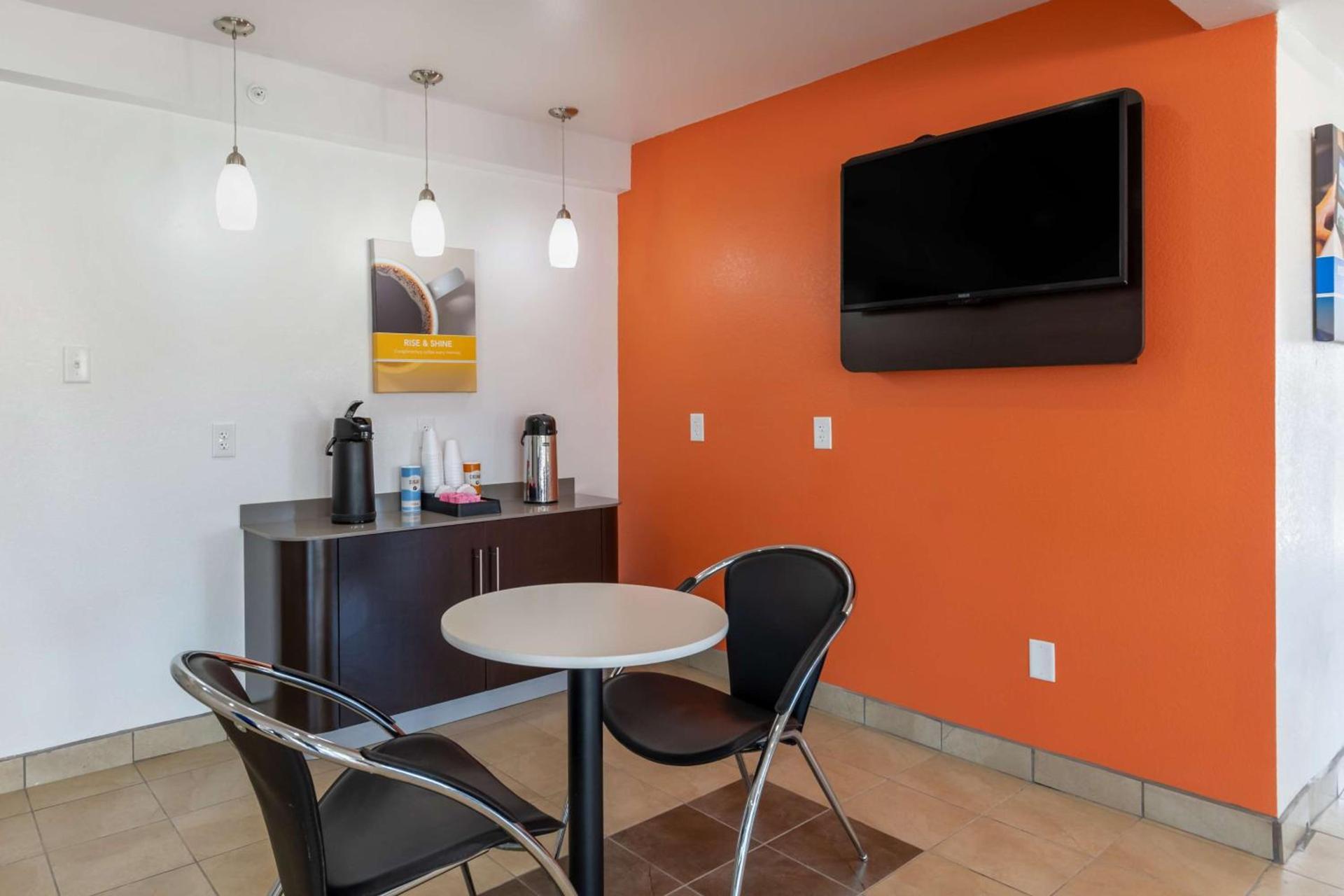 Motel 6-Bryan, TX - University Area photo 36