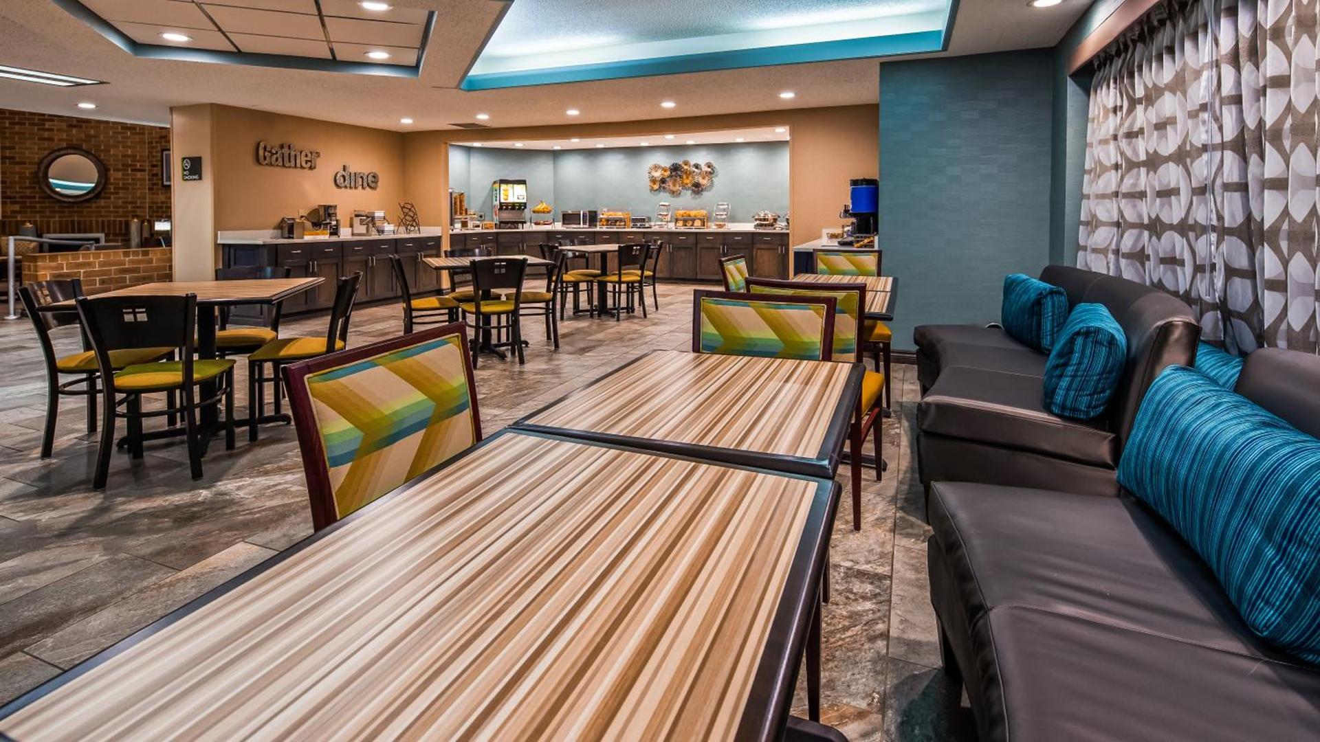 Best Western Warren Hotel photo 41
