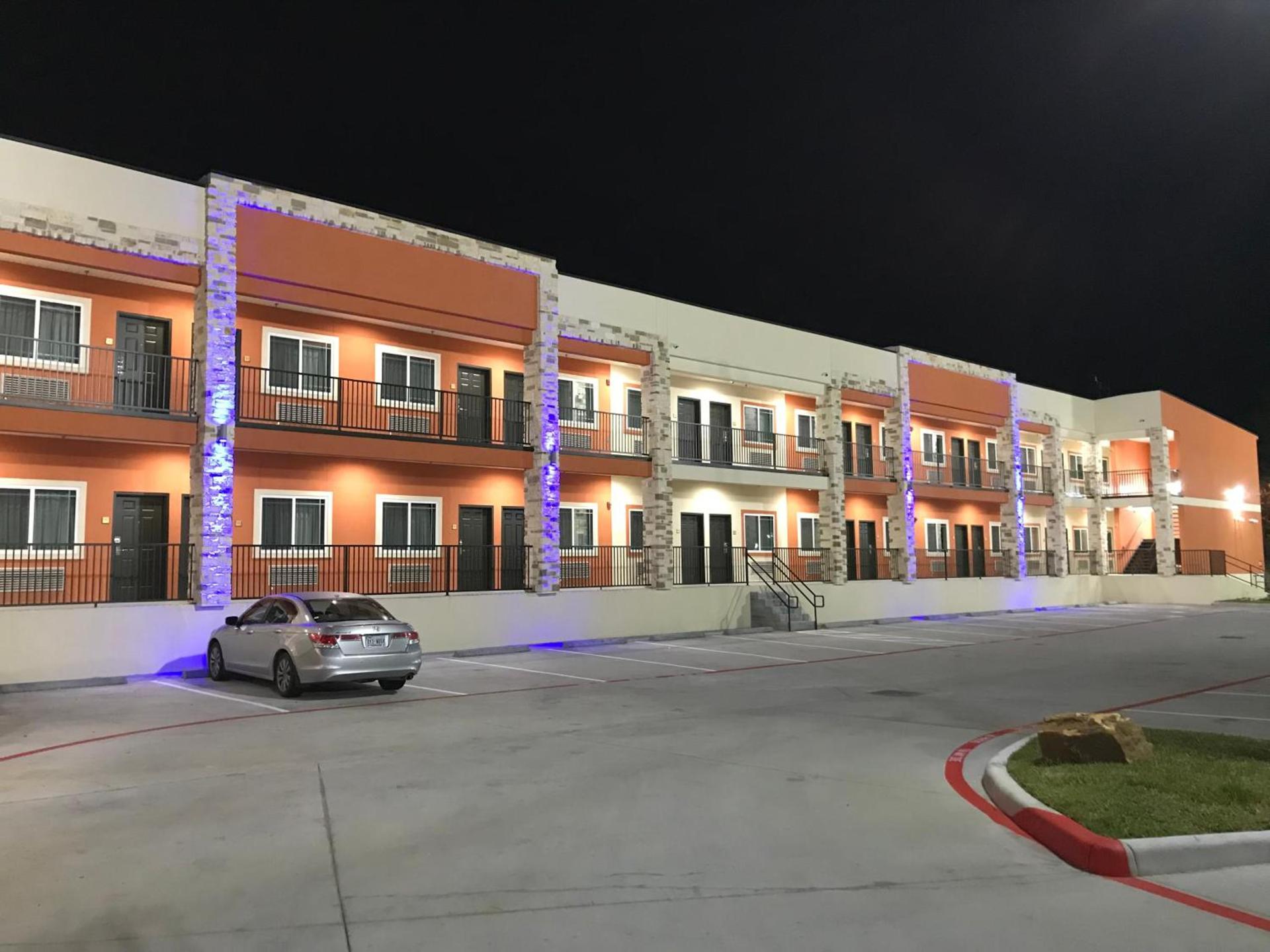 The Residency Suites photo 3