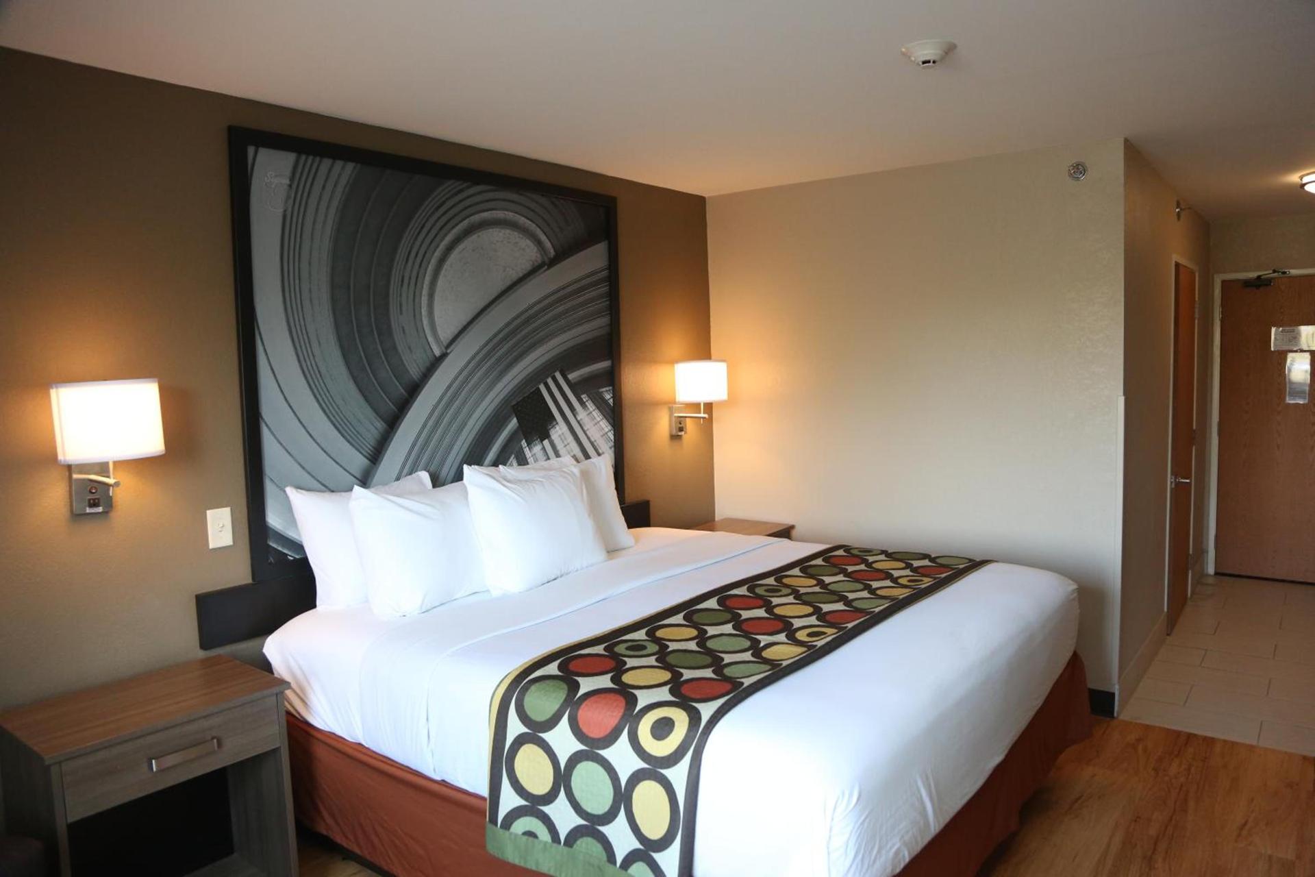 Super 8 by Wyndham Portsmouth photo 37