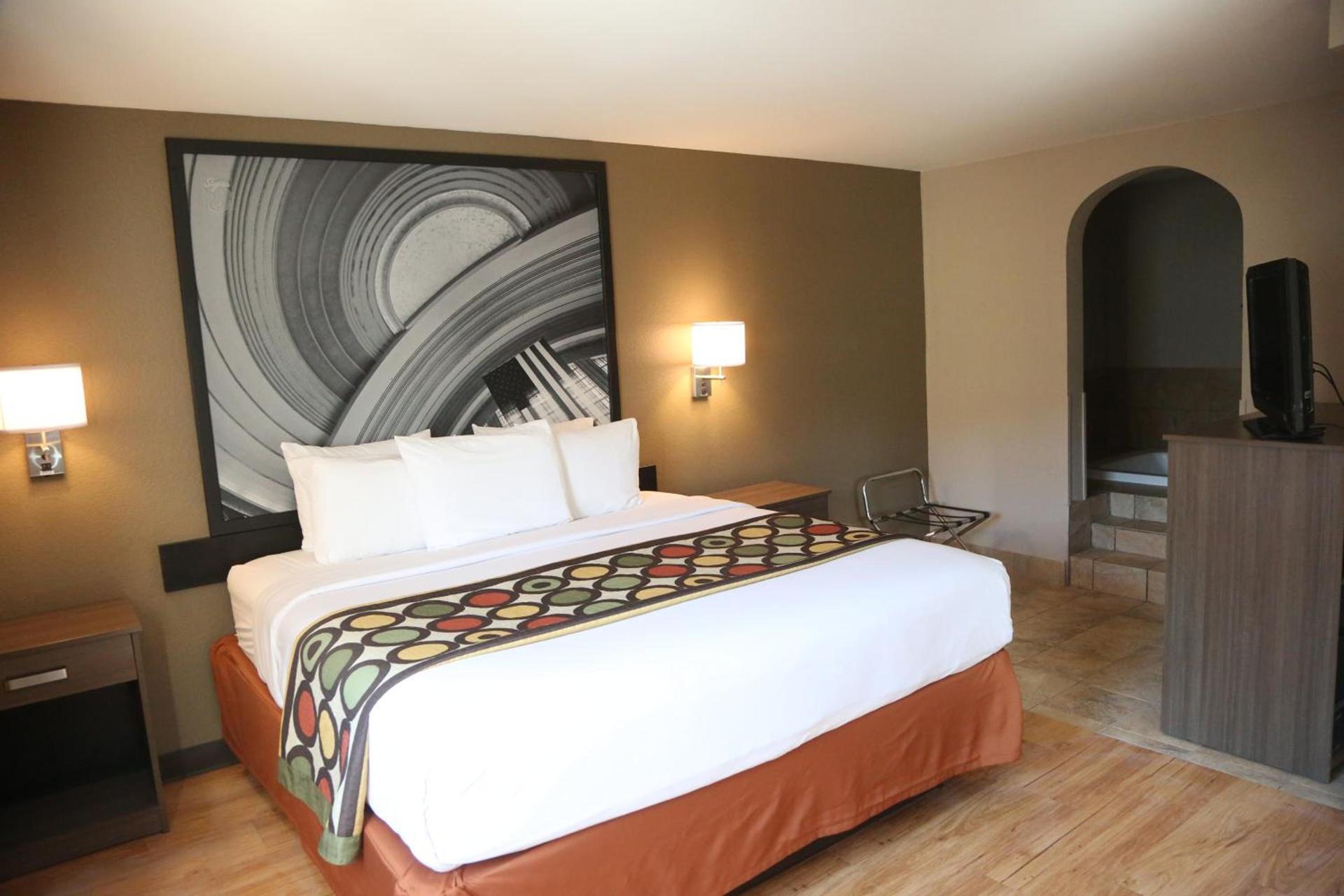 Super 8 by Wyndham Portsmouth photo 46