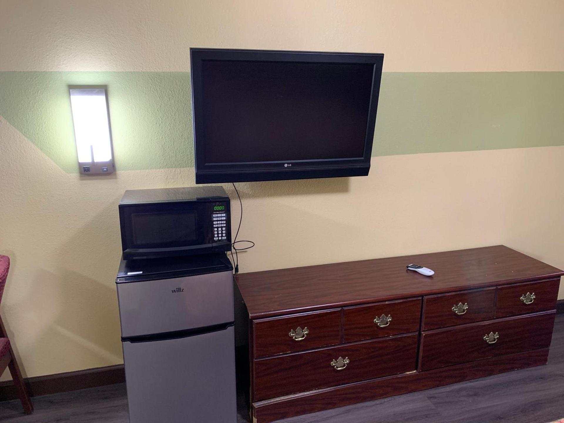Budget Inn Elkmont photo 8