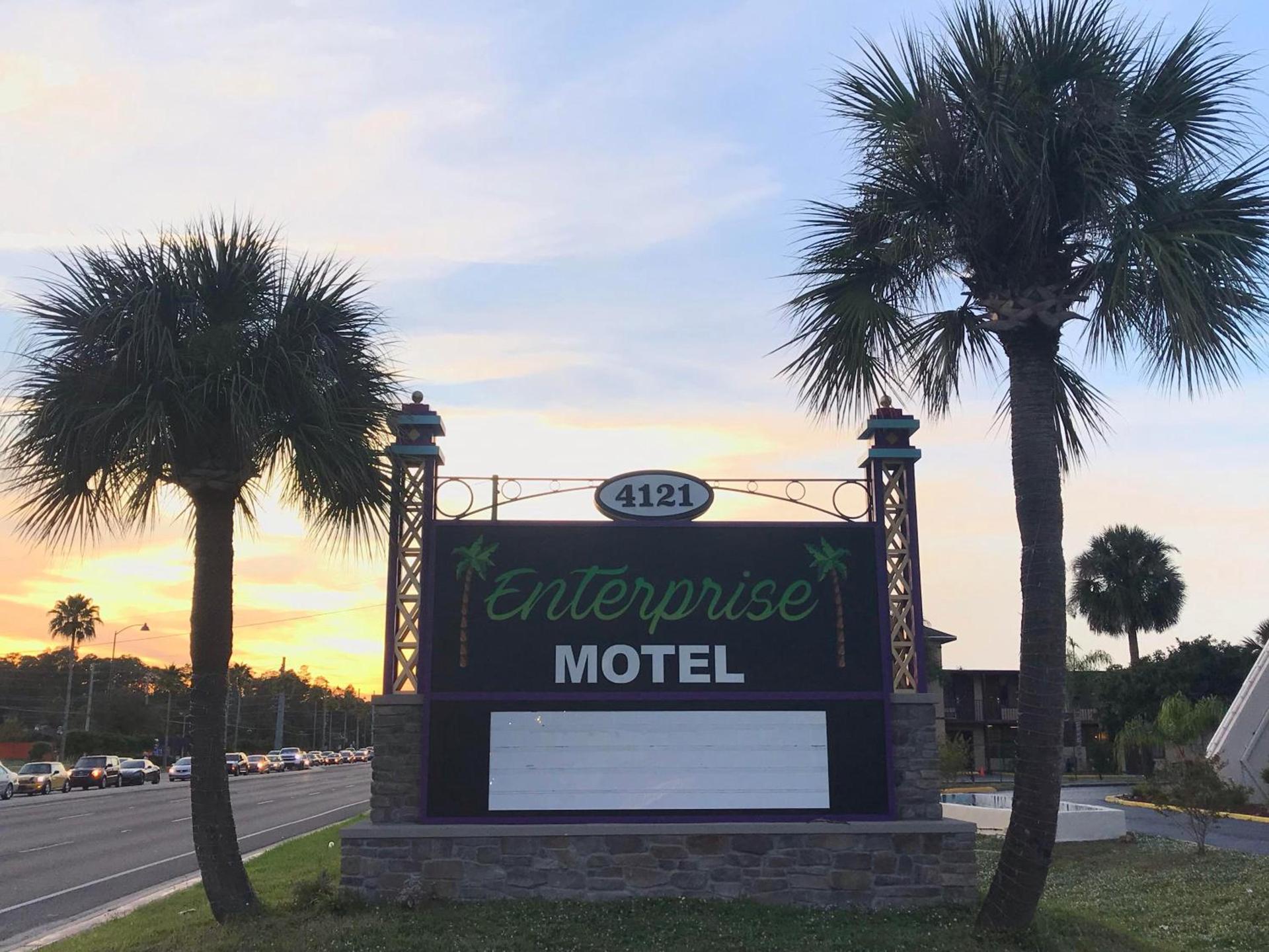Enterprise Motel photo 15