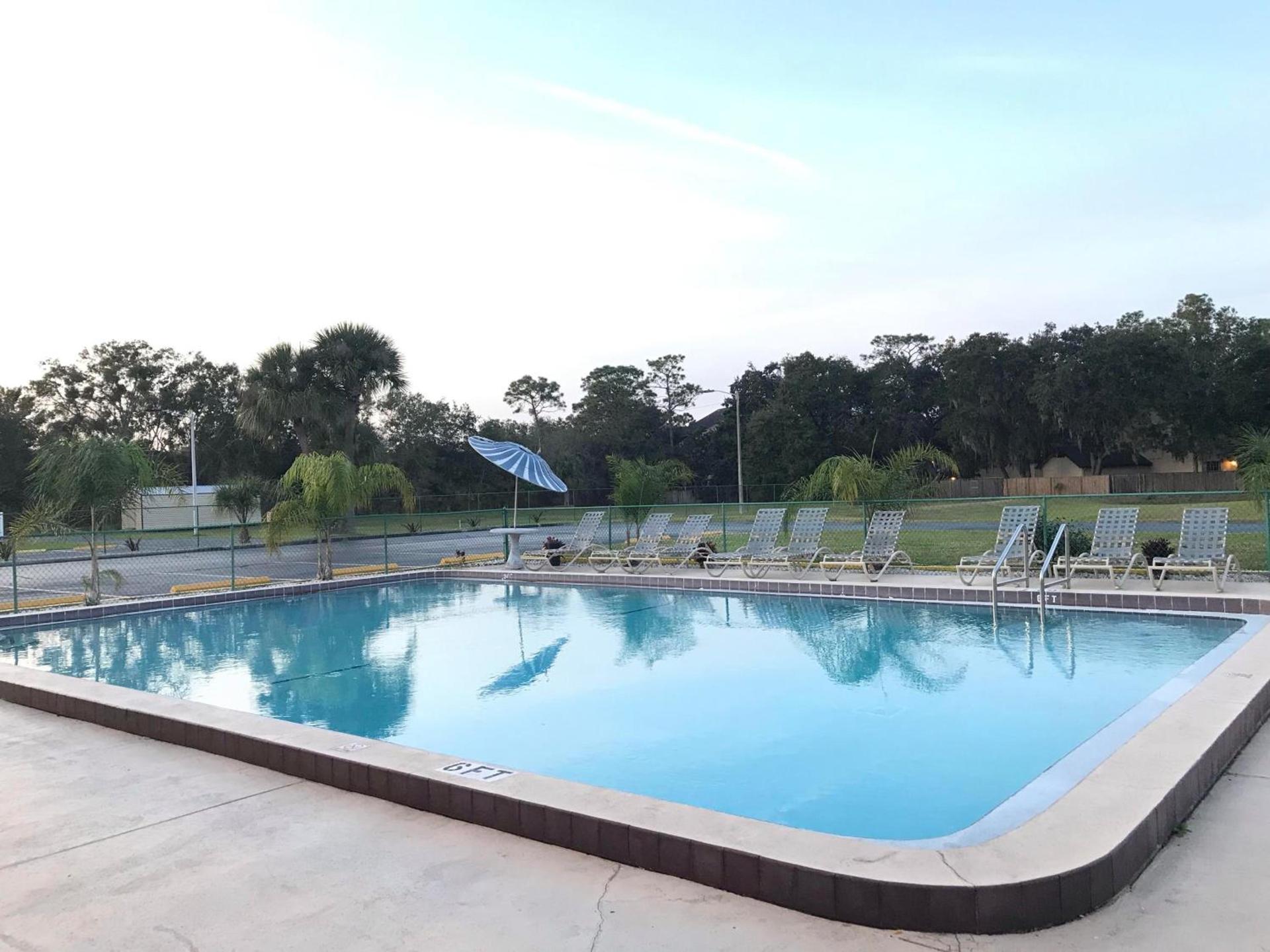 Enterprise Motel photo 6