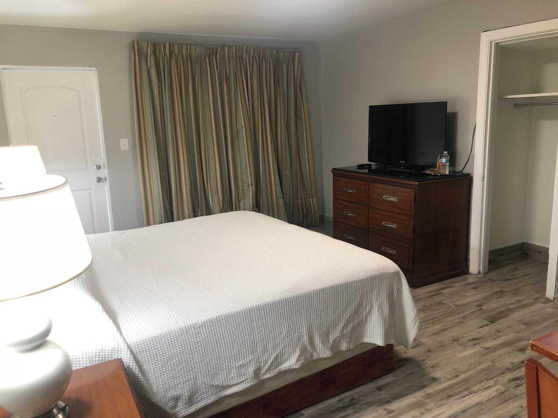 Bay Breeze Inn Bradenton Downtown photo 14