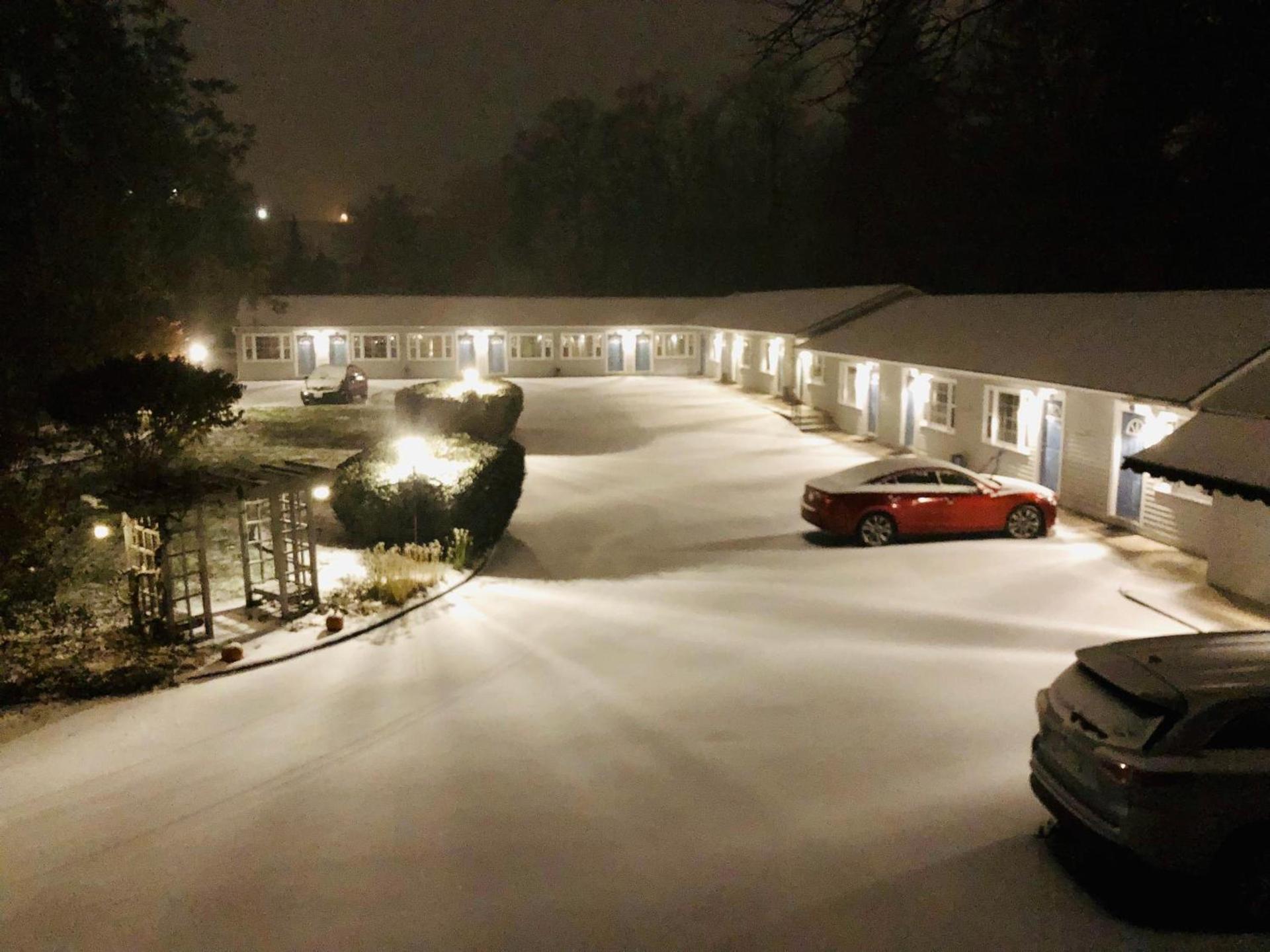 Maple Terrace Motel photo 19
