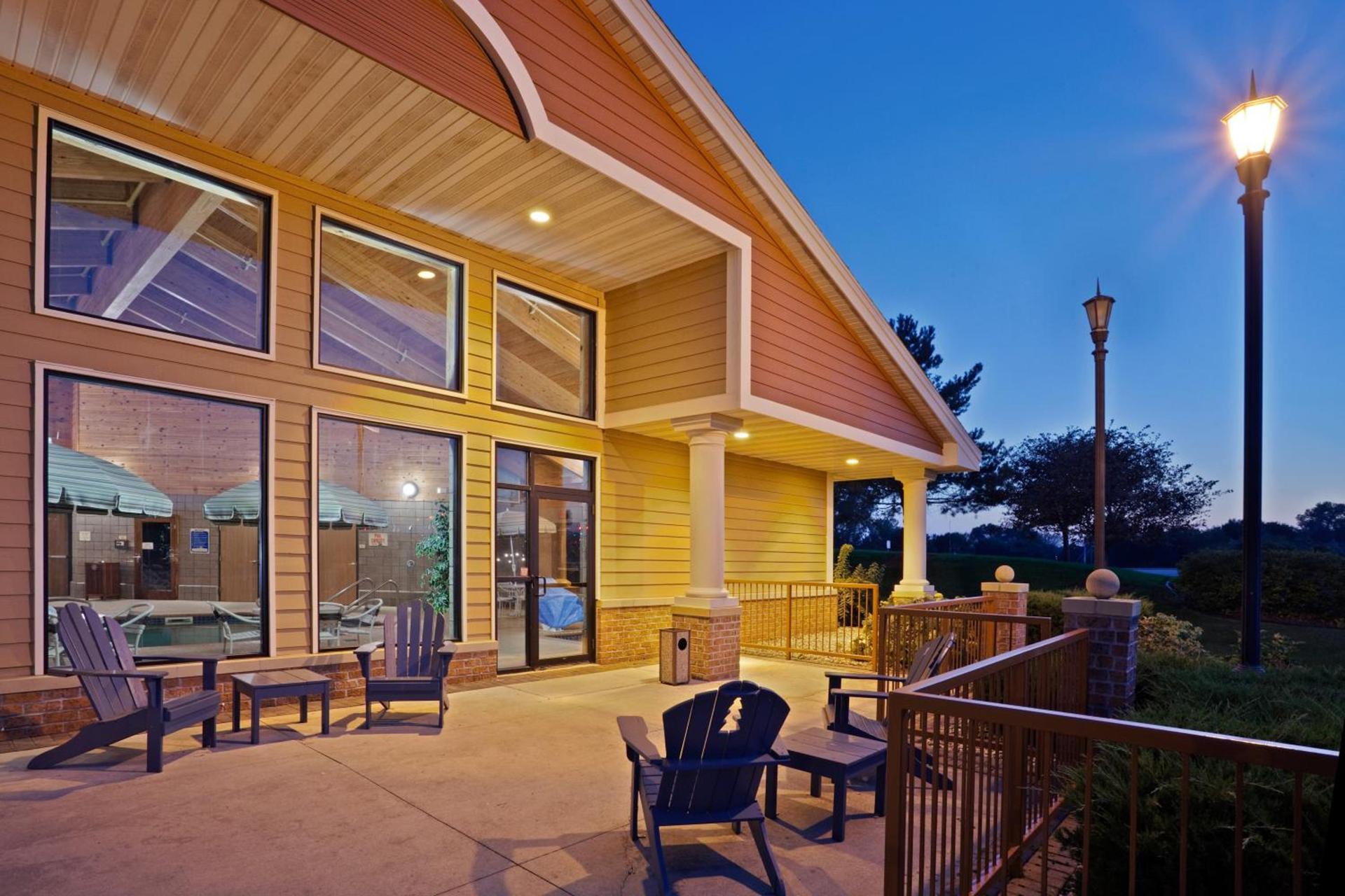 AmericInn by Wyndham Chanhassen photo 18