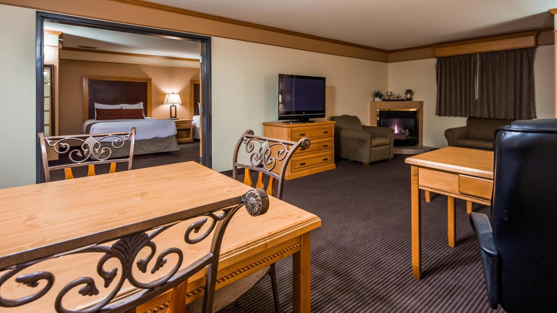 Best Western Plus Sidney Lodge photo 37