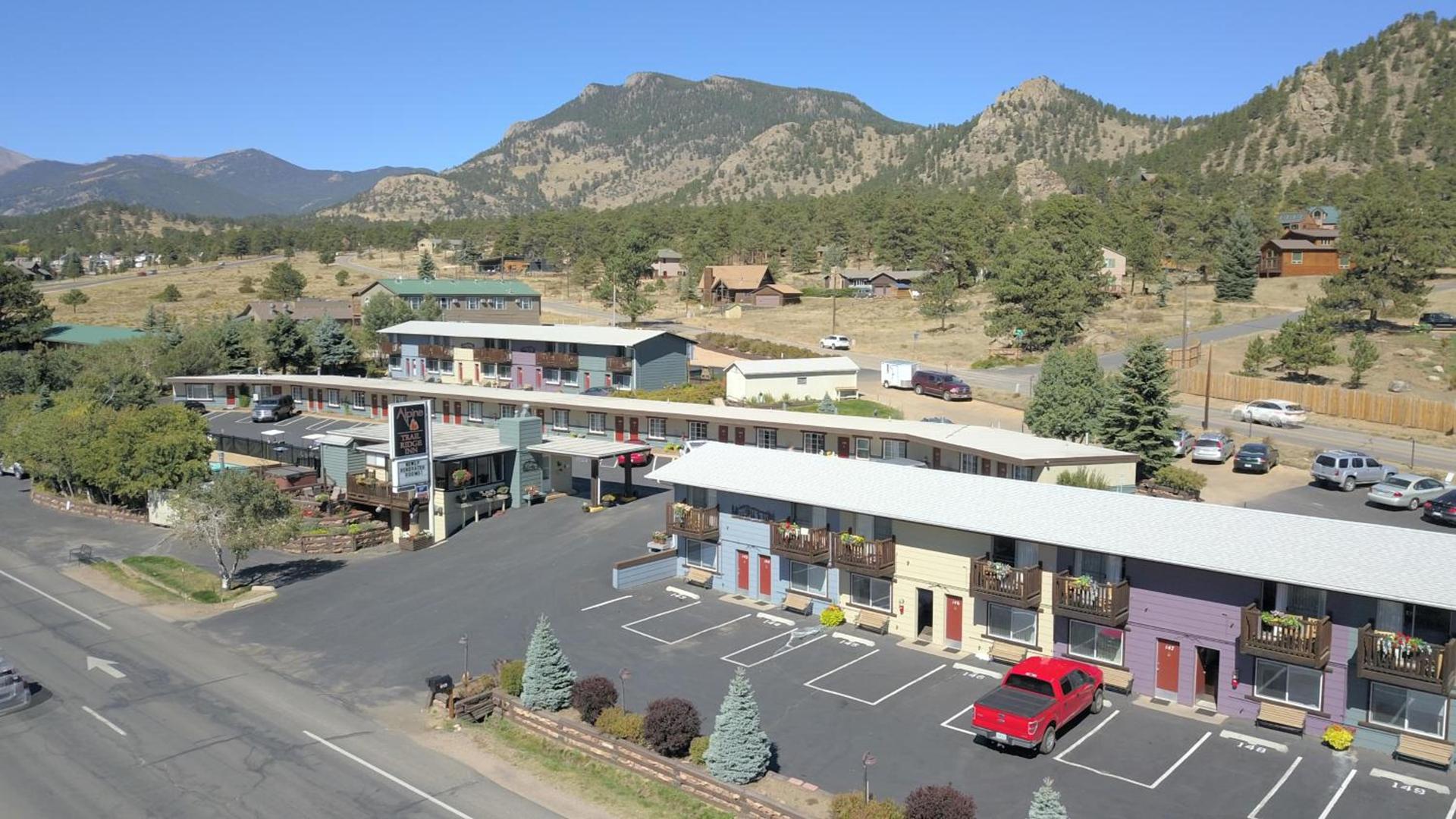 Alpine Trail Ridge Inn photo 32