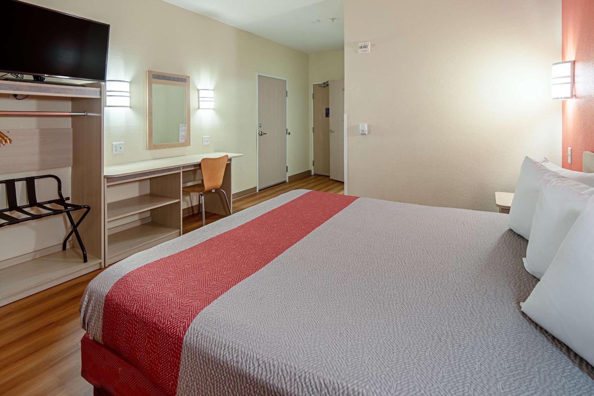 Motel 6-Anchorage, AK - Midtown photo 7