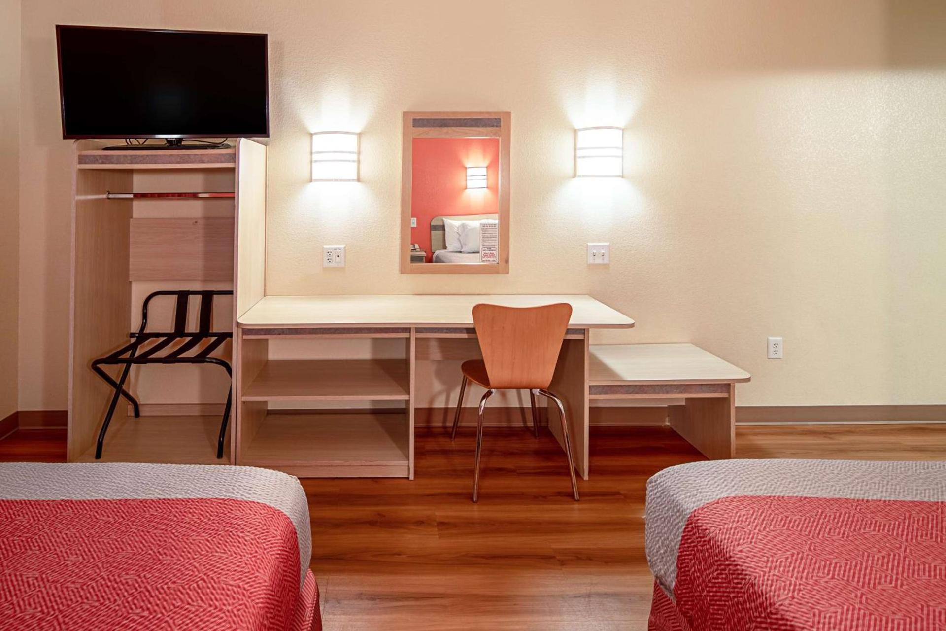 Motel 6-Anchorage, AK - Midtown photo 14