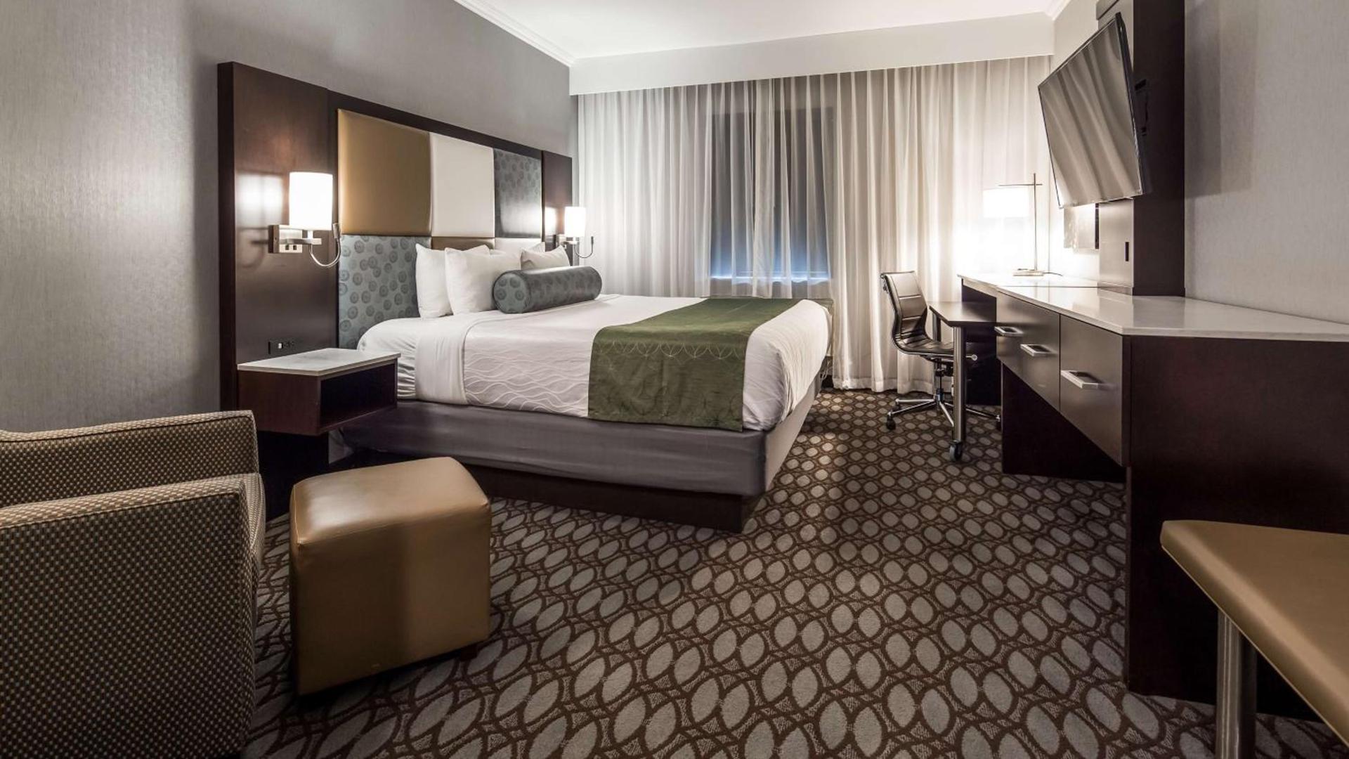 Best Western Premier NYC Gateway Hotel photo 14