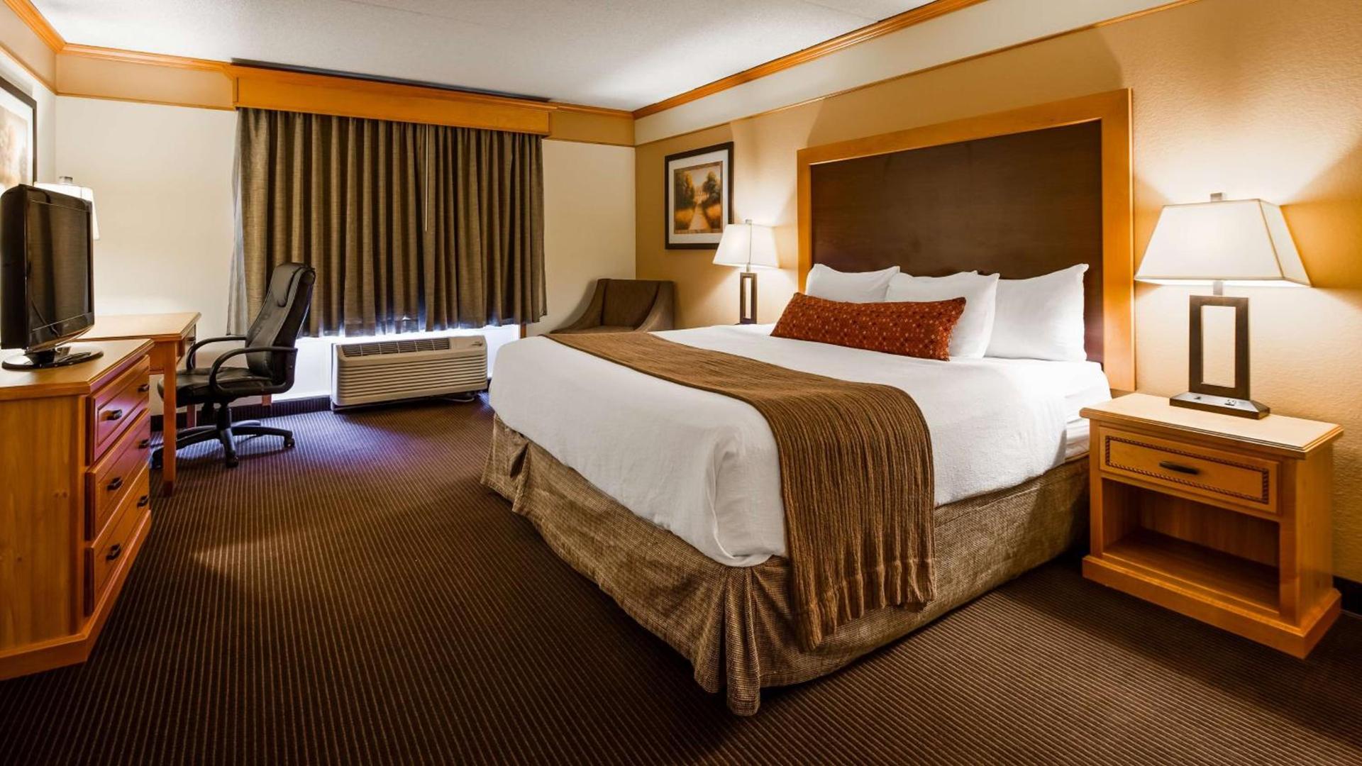 Best Western Plus Sidney Lodge photo 19