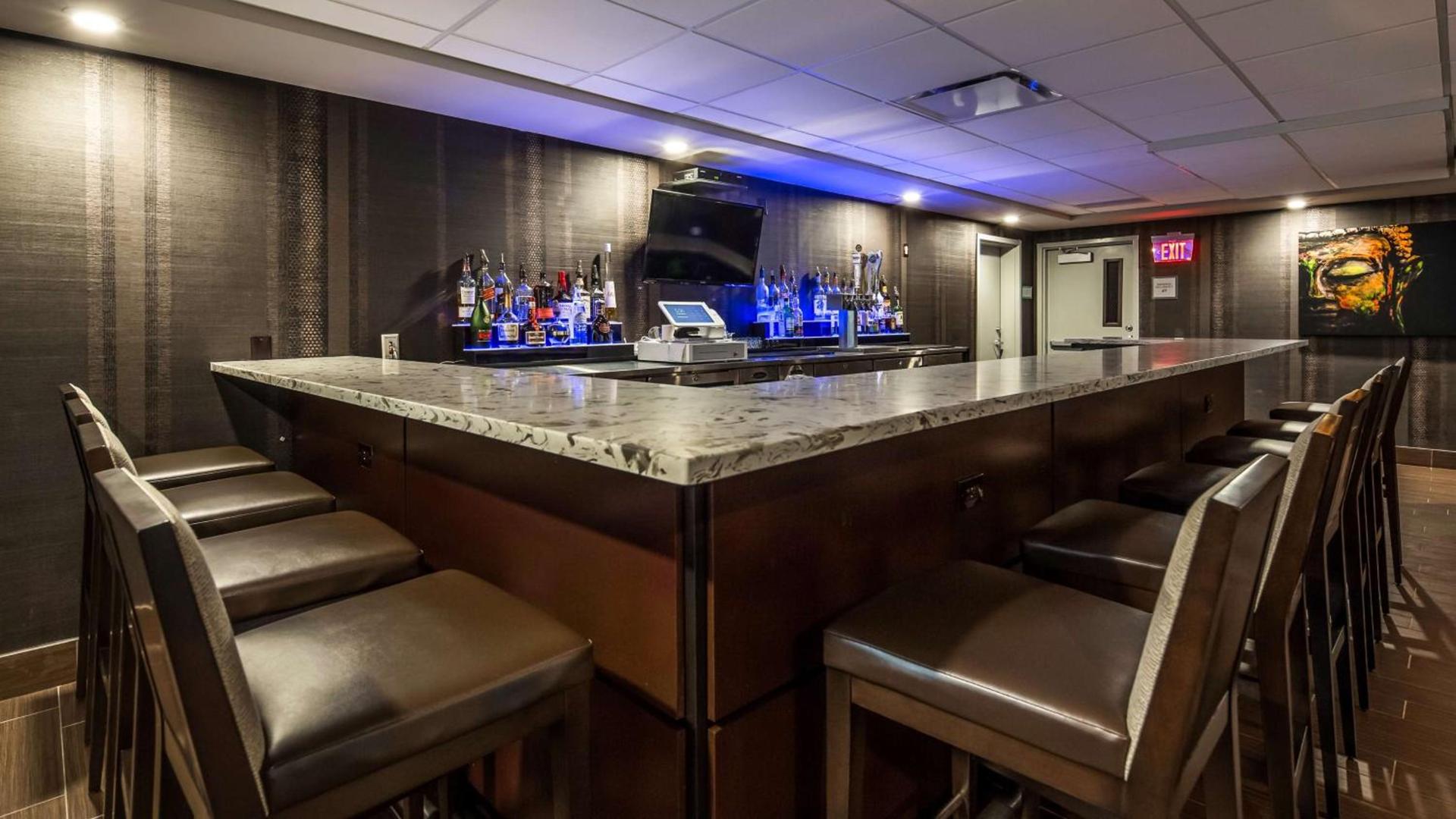 Best Western Premier NYC Gateway Hotel photo 13