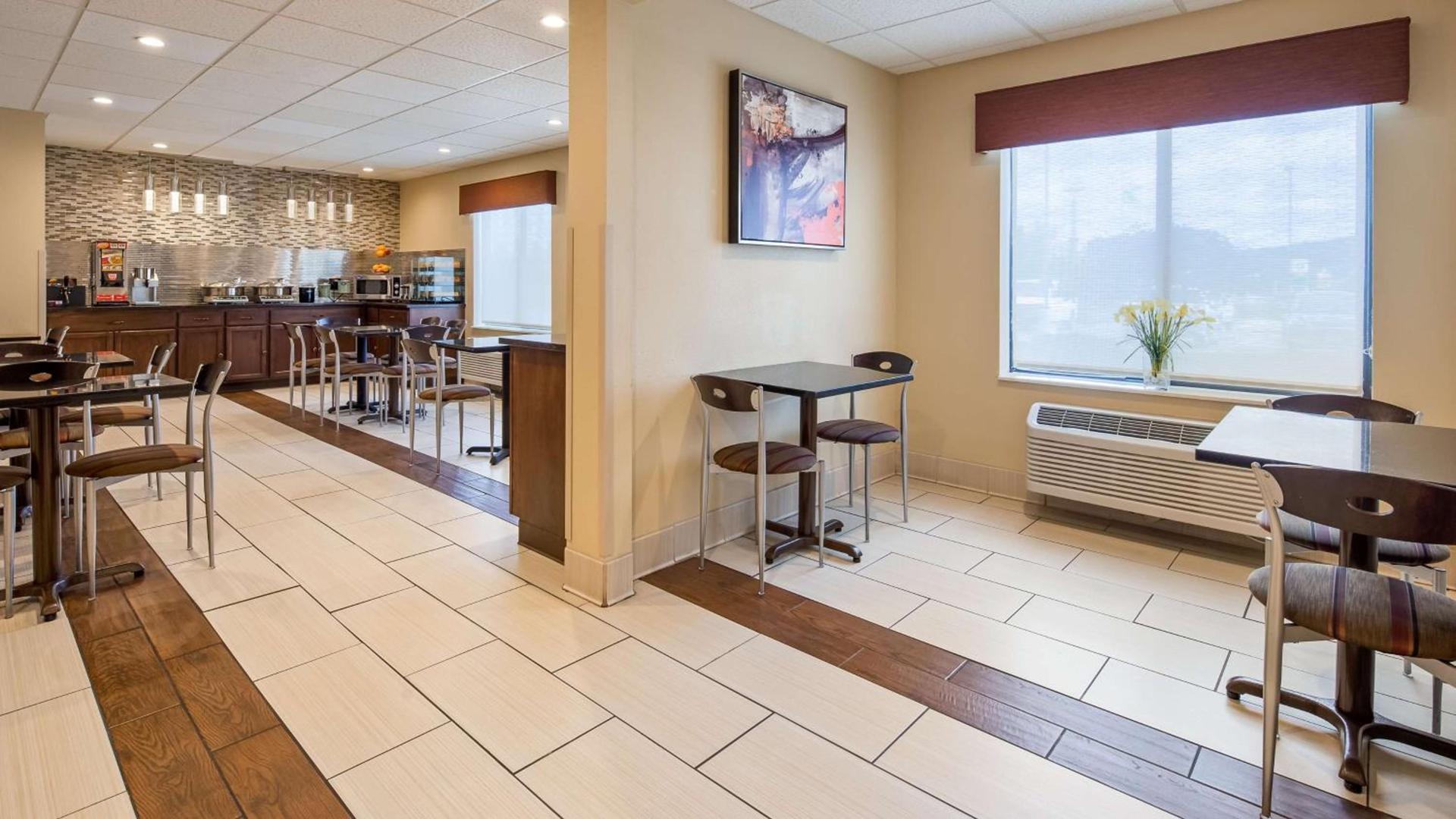 Best Western B R Guest photo 15