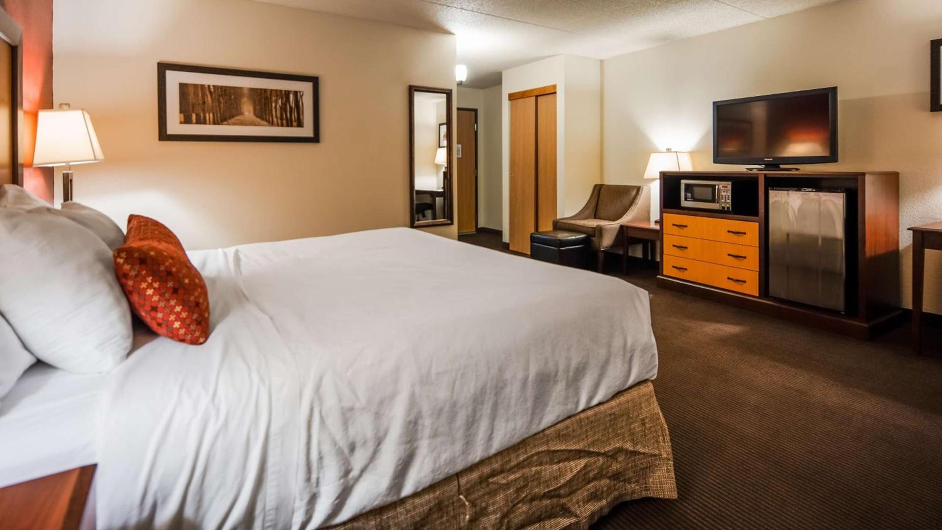 Best Western Plus Sidney Lodge photo 9