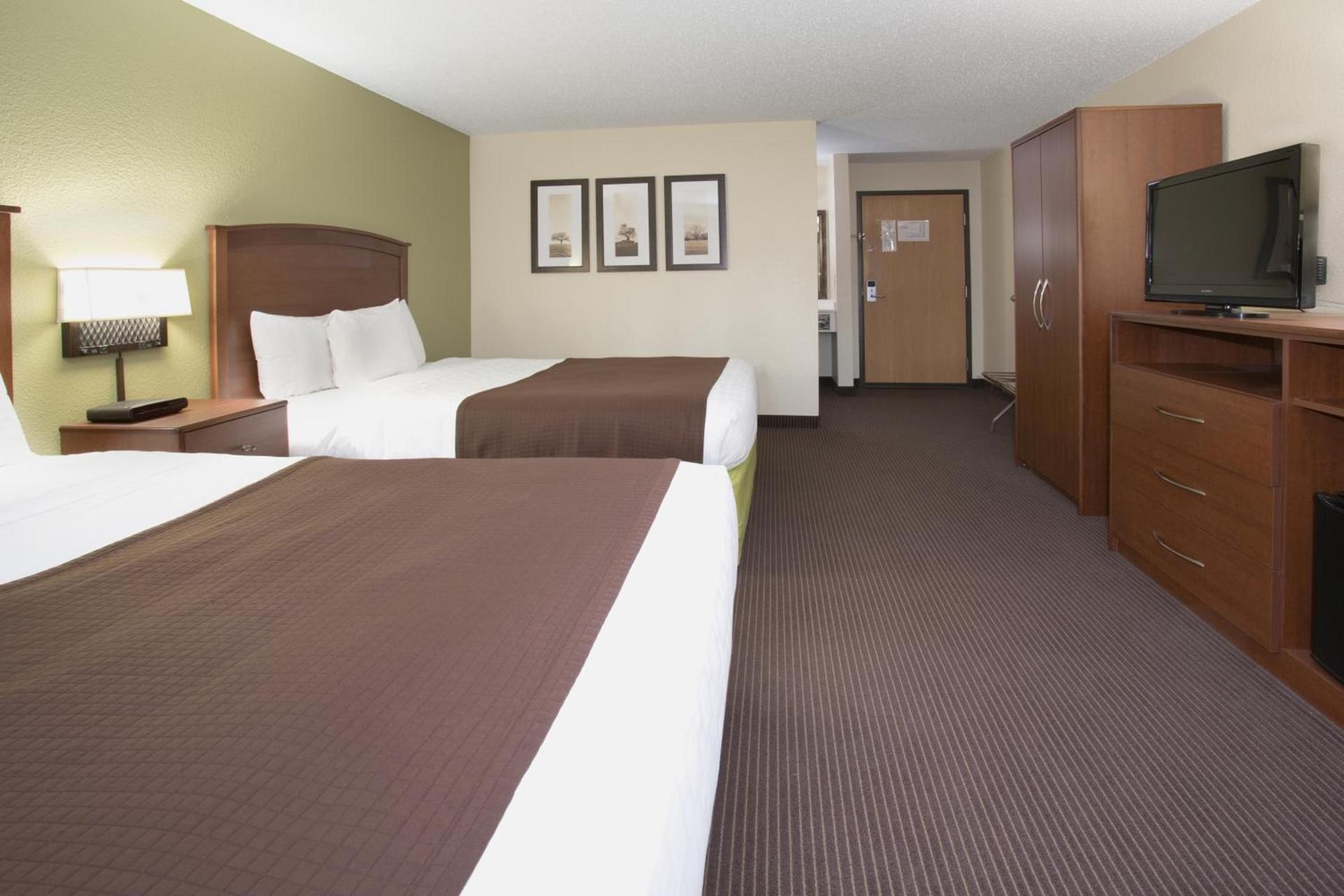 Cobblestone Hotel & Suites - Wisconsin Rapids photo 14