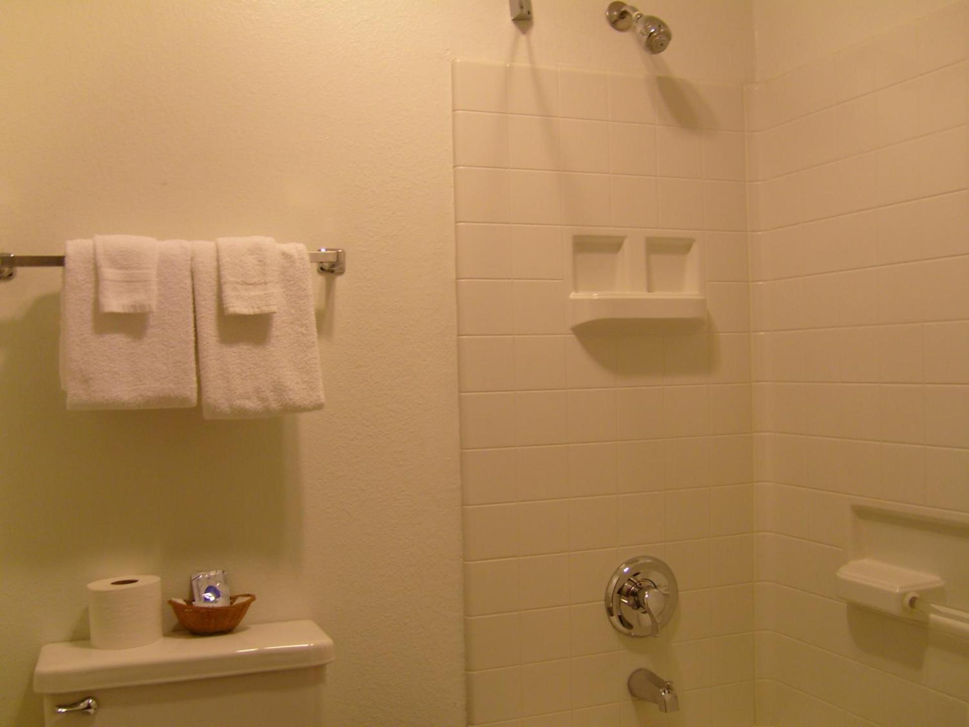 Shanico Inn photo 9