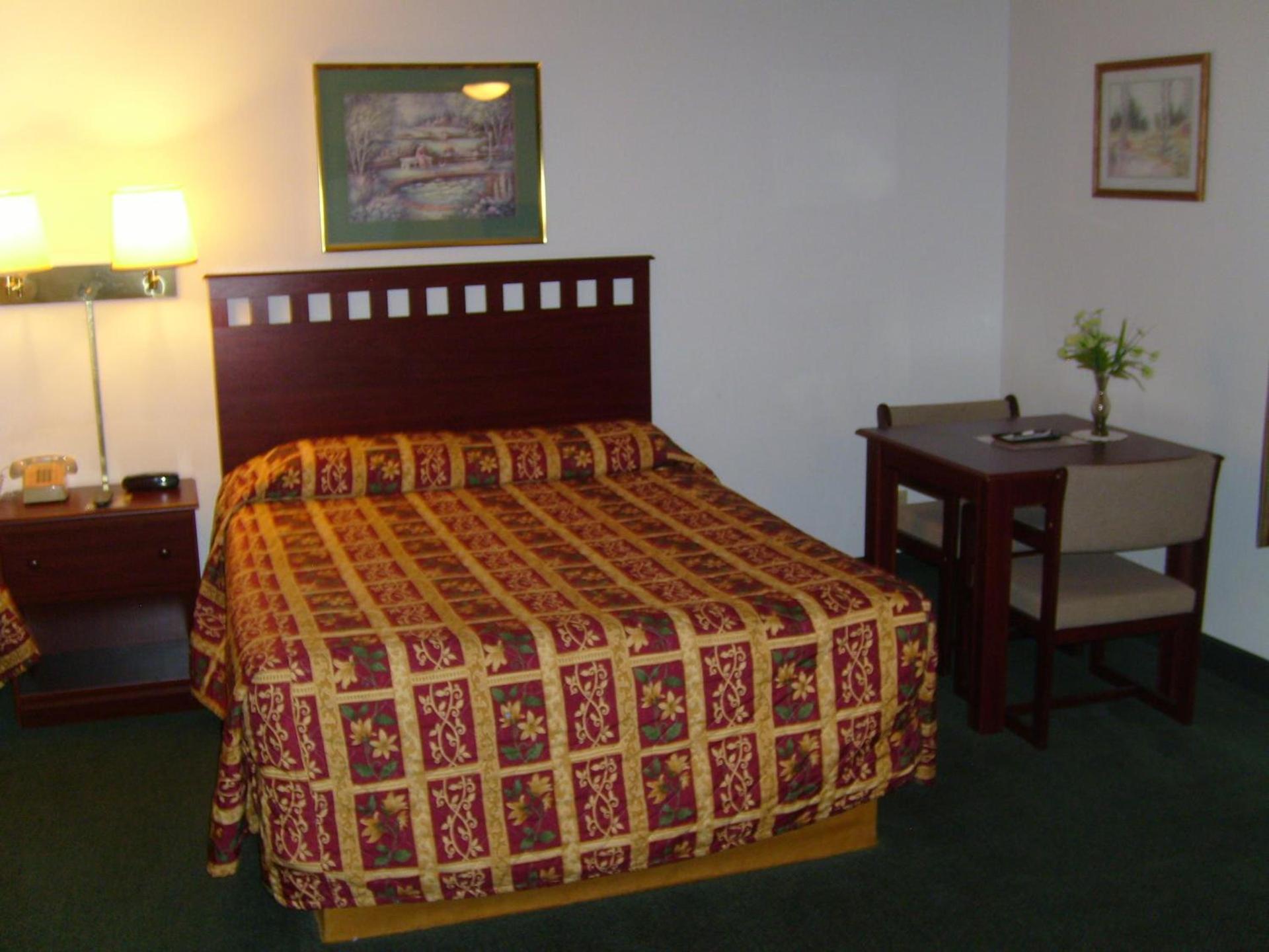 Shanico Inn photo 28