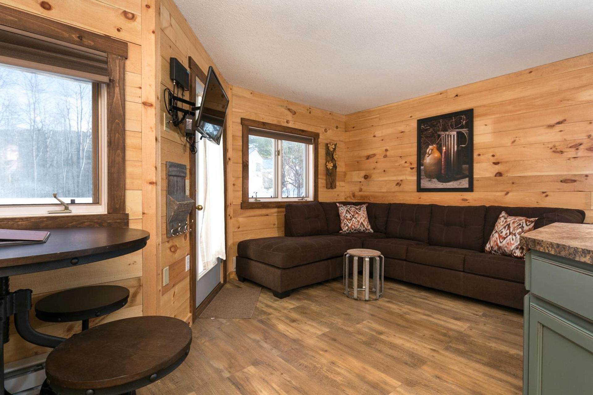 Warren Lodge photo 18