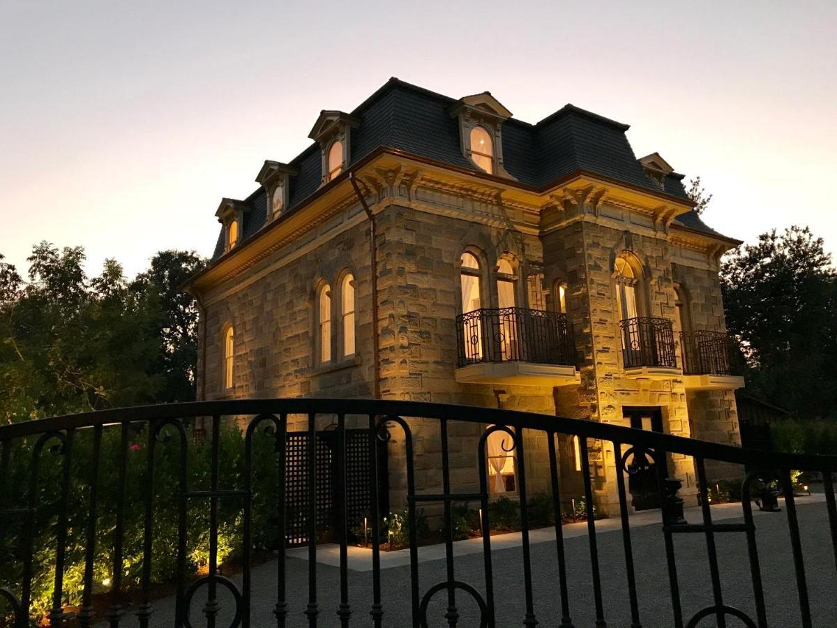 The Francis House photo 49