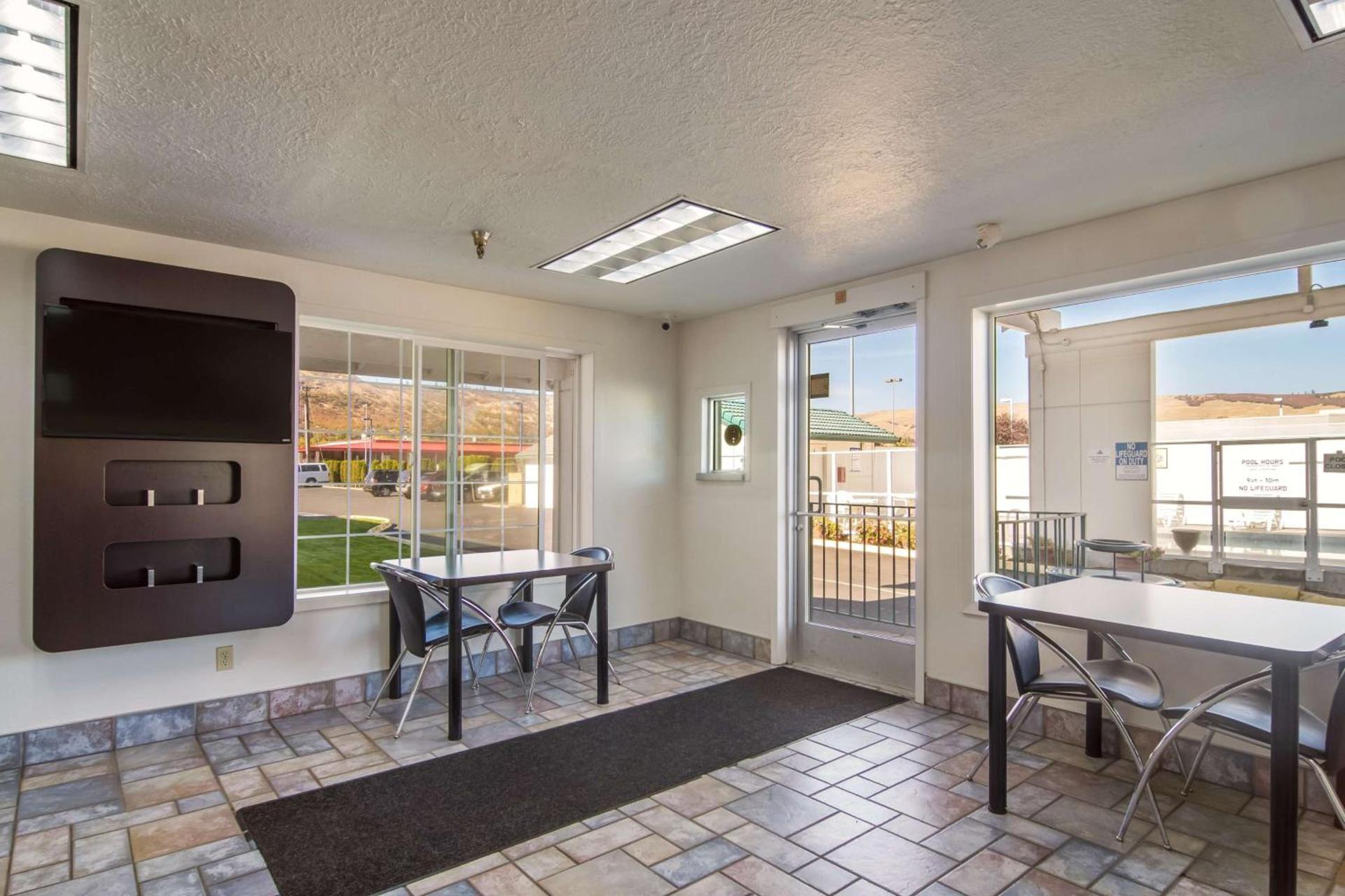 Motel 6-The Dalles, OR photo 22