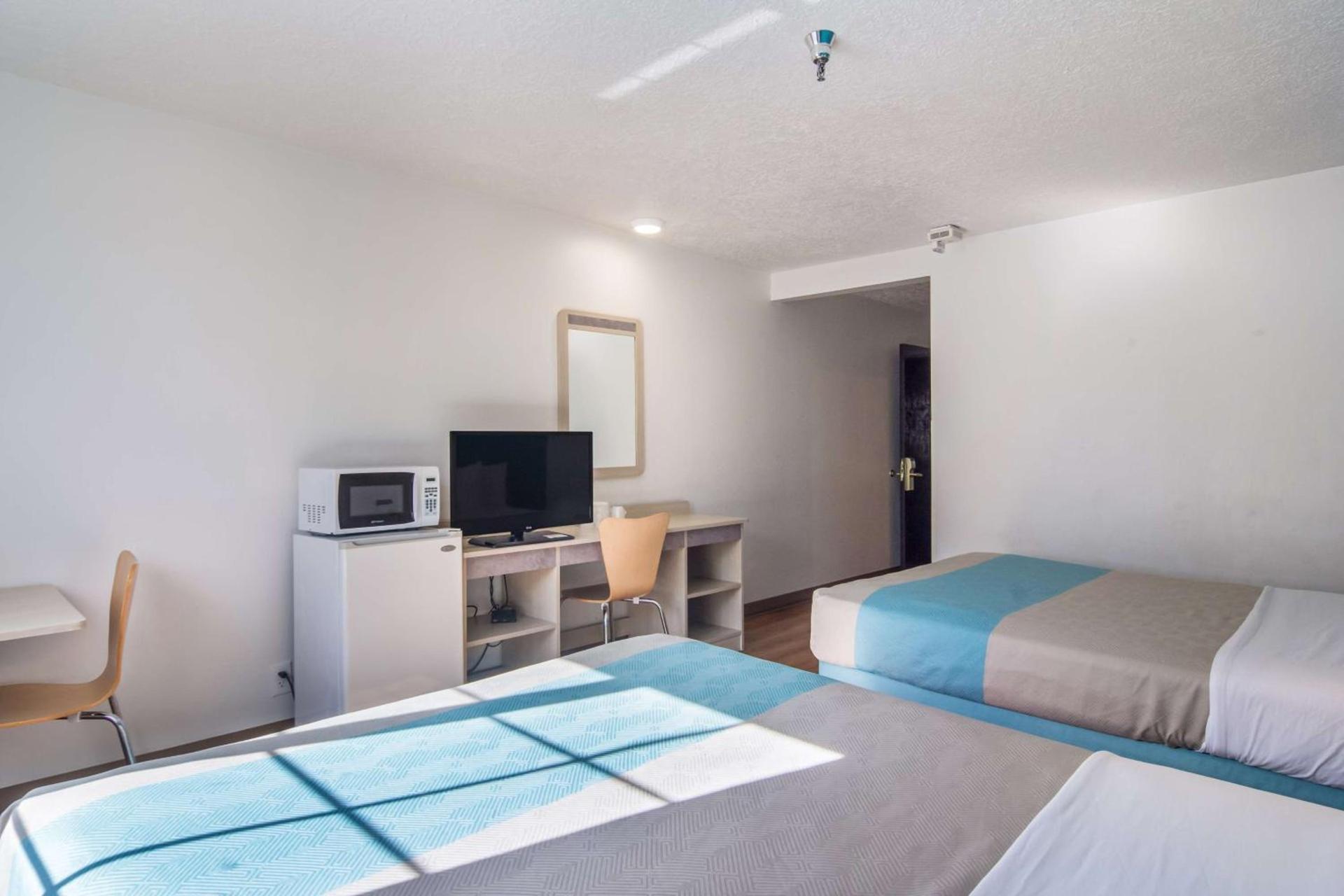 Motel 6-The Dalles, OR photo 9