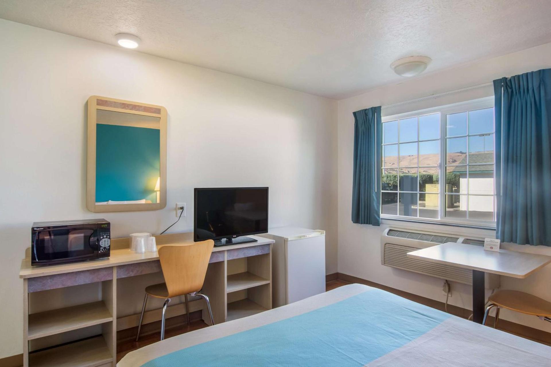Motel 6-The Dalles, OR photo 18