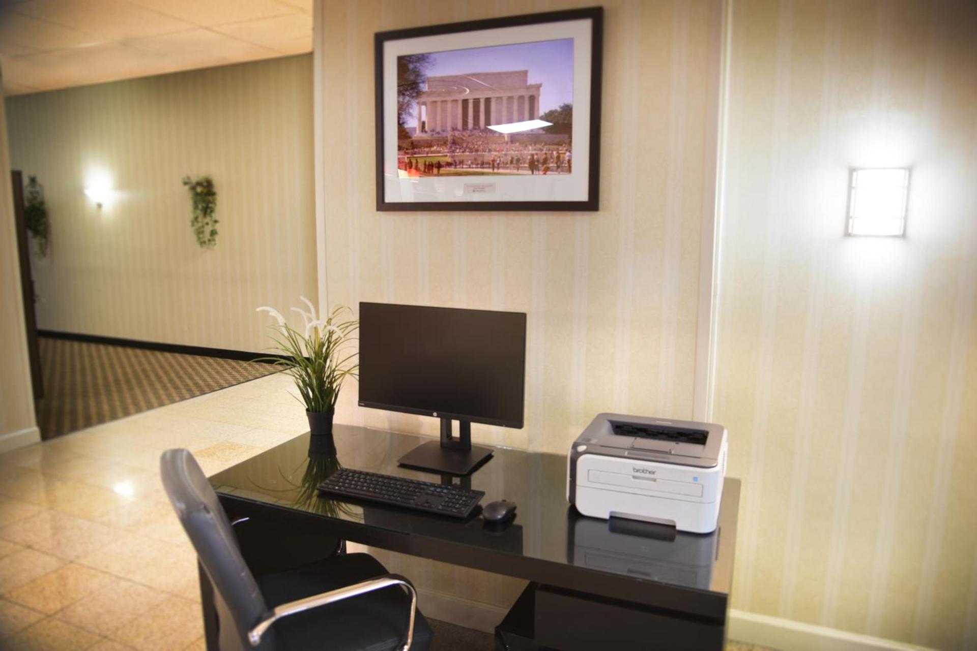 Ramada by Wyndham Triangle/Quantico photo 7