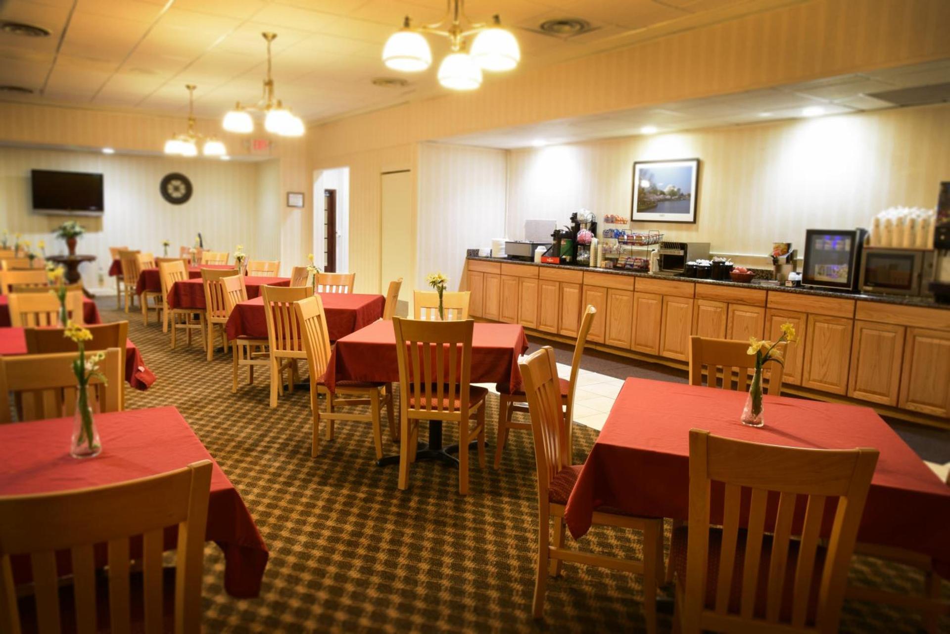 Ramada by Wyndham Triangle/Quantico photo 8