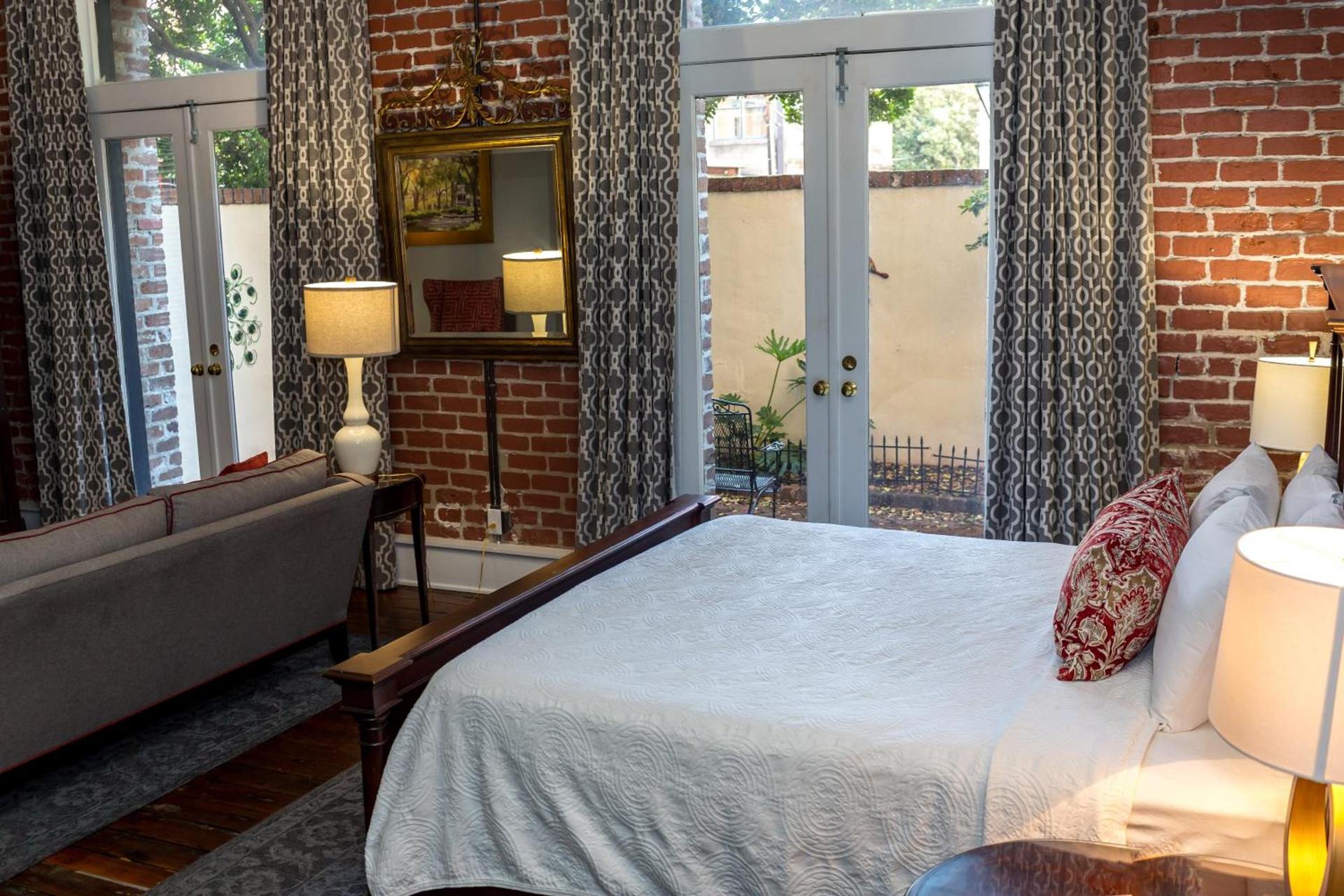 East Bay Inn, Historic Inns of Savannah Collection photo 27